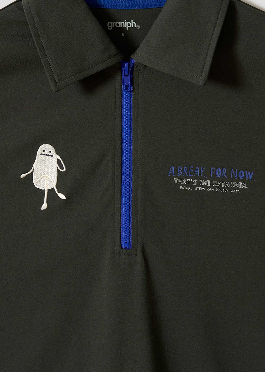 Beautiful Shadow Just Be Here DRK | Half-Zip Big Silhouette T-Shirt