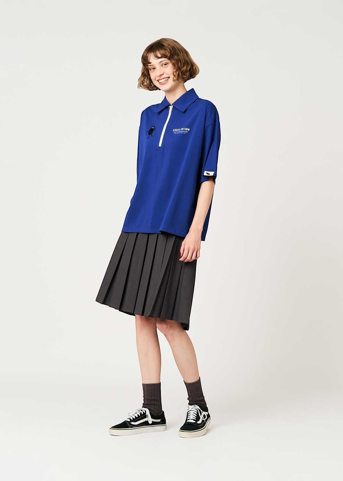 Beautiful Shadow Just Be Here | Half-Zip Big Silhouette T-Shirt