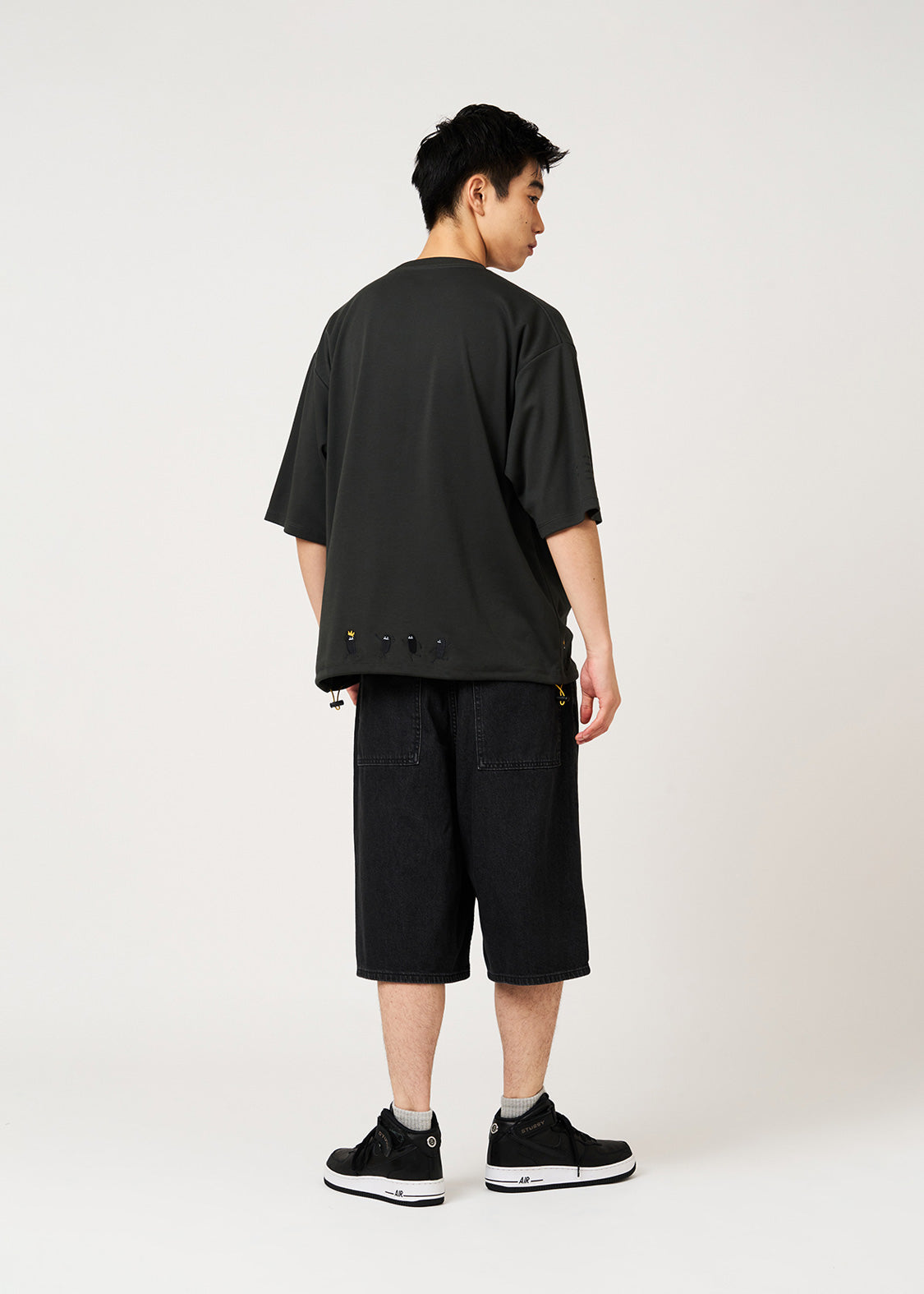 Beautiful Shadow Crown | Ponte Big Silhouette T-Shirt
