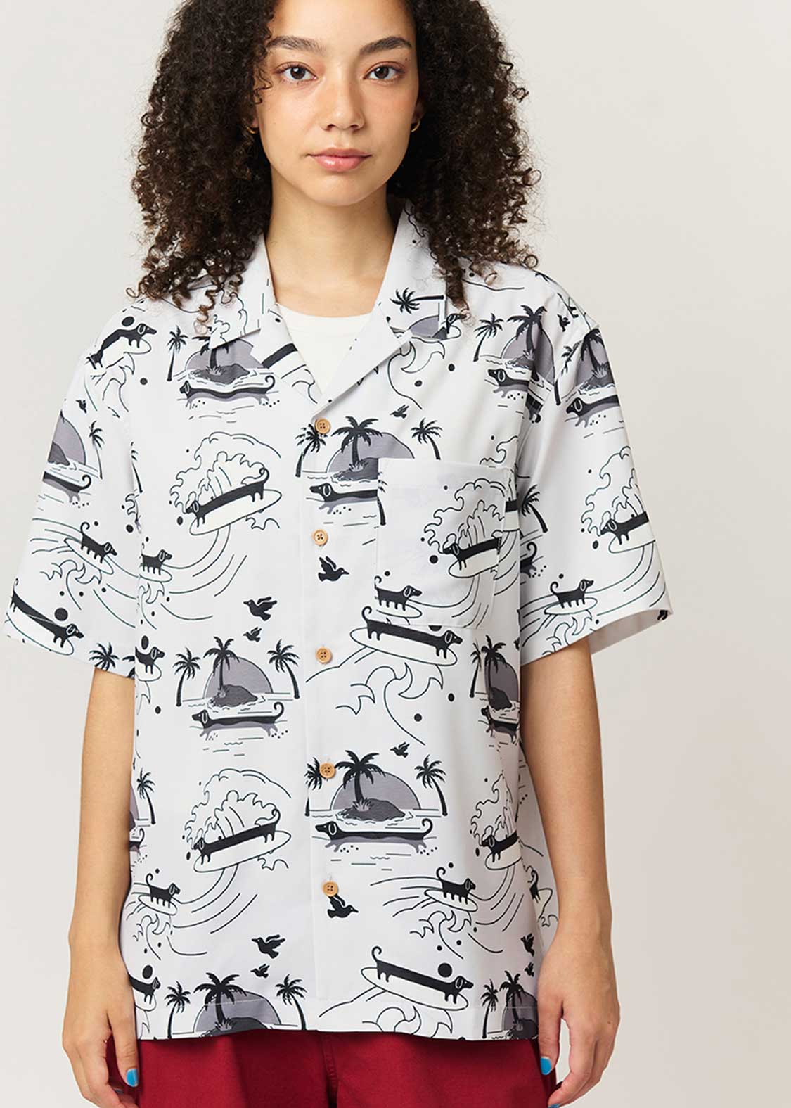 Nagasugiru Inu Playing With Waves | Open Collar Aloha Shirt