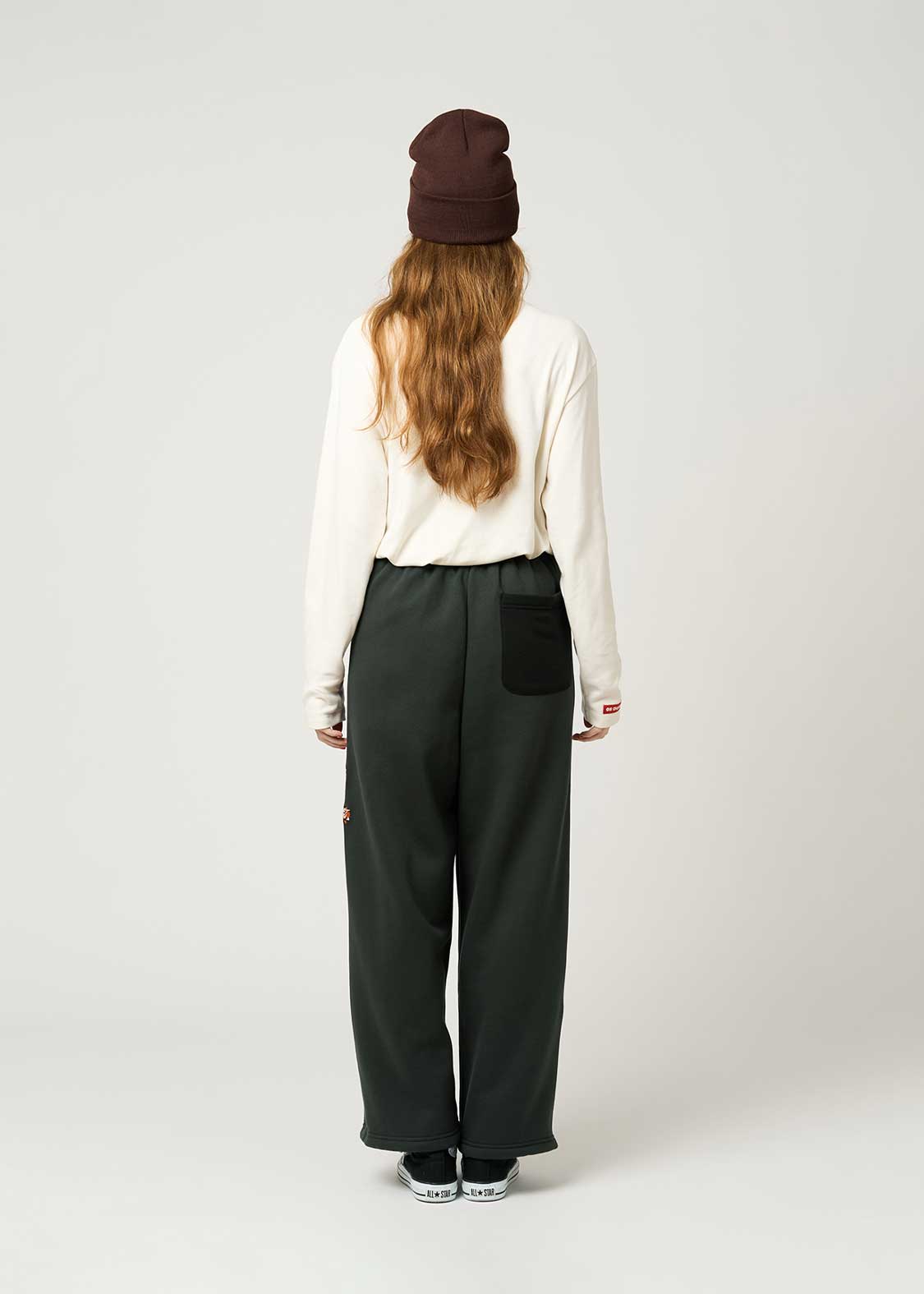 Ikaku Suwari | Fluffy Fleece Pants