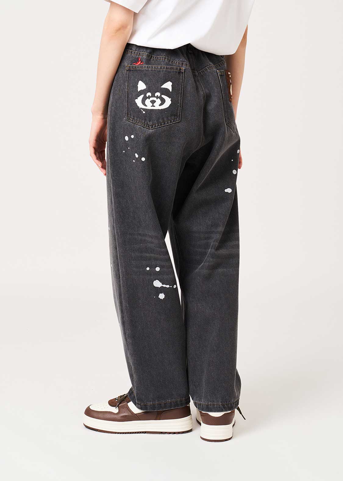 Ikaku | Wide Fit Denim Pants