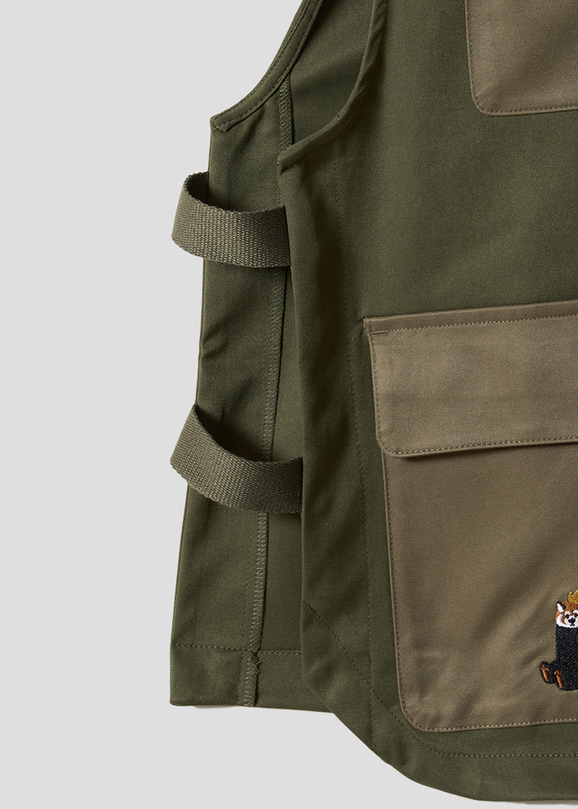 Ikaku Royal | Vest