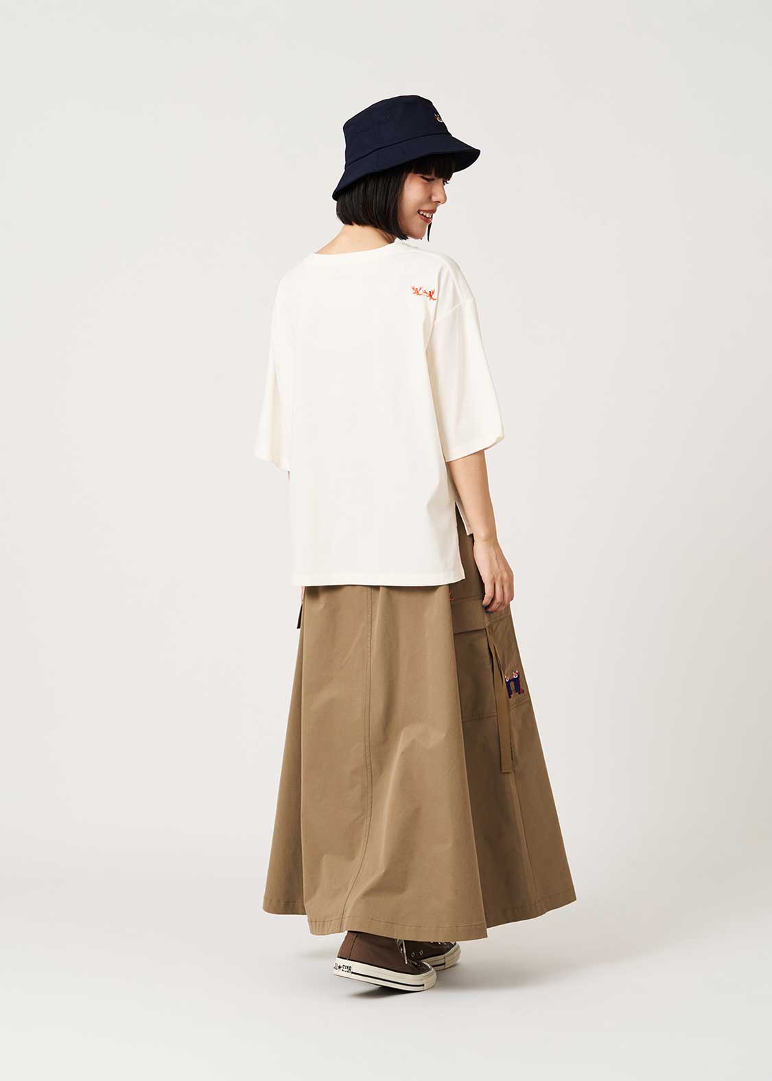 Ikaku Dance | Cropped Gob-Sleeve T-Shirt