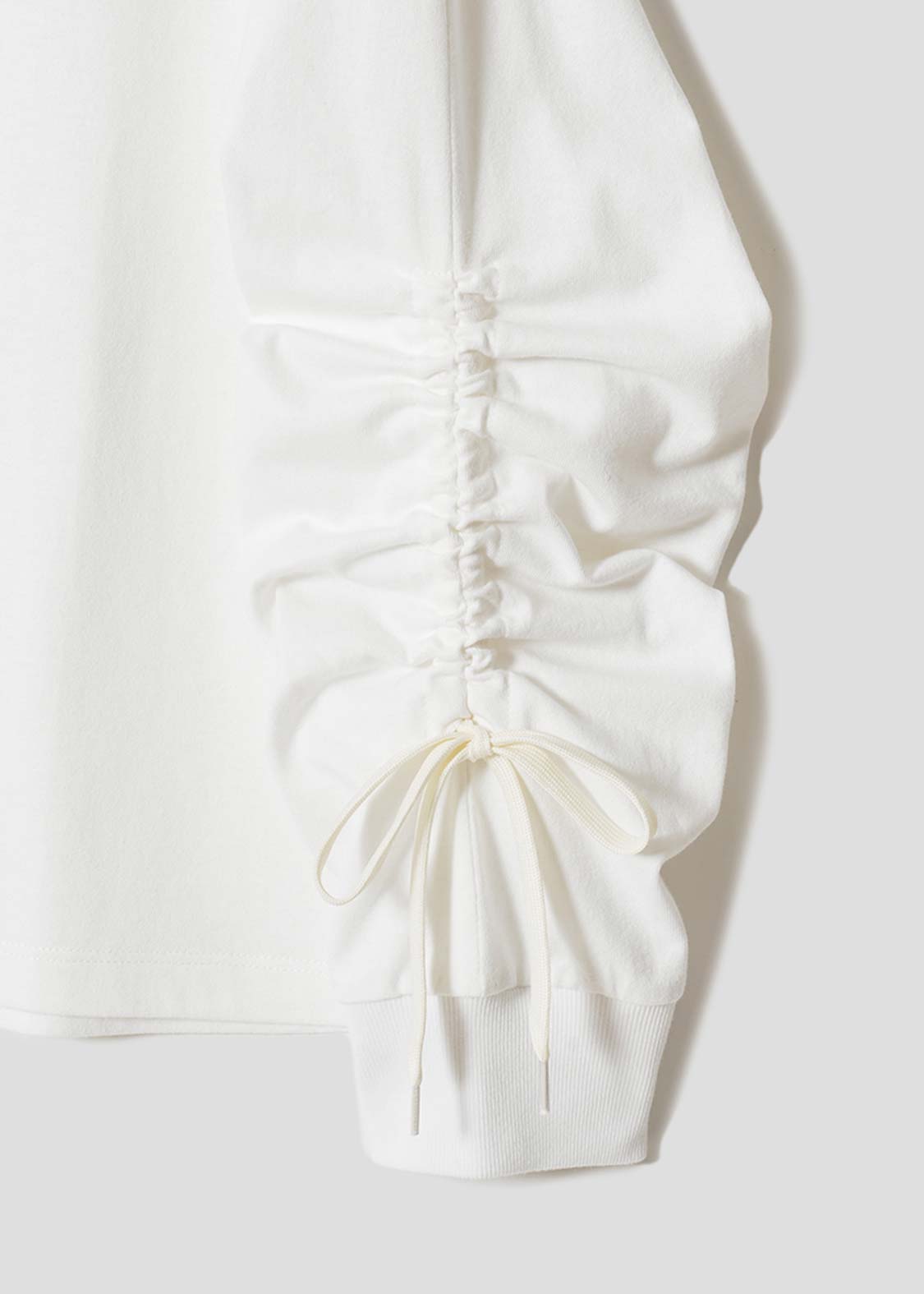 Ikaku Noringo | Gathered Sleeve Long Sleeve T-Shirt