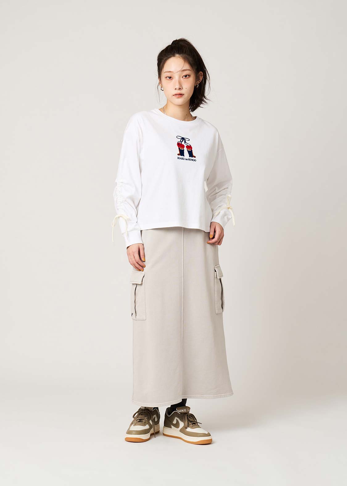 Ikaku Noringo | Gathered Sleeve Long Sleeve T-Shirt