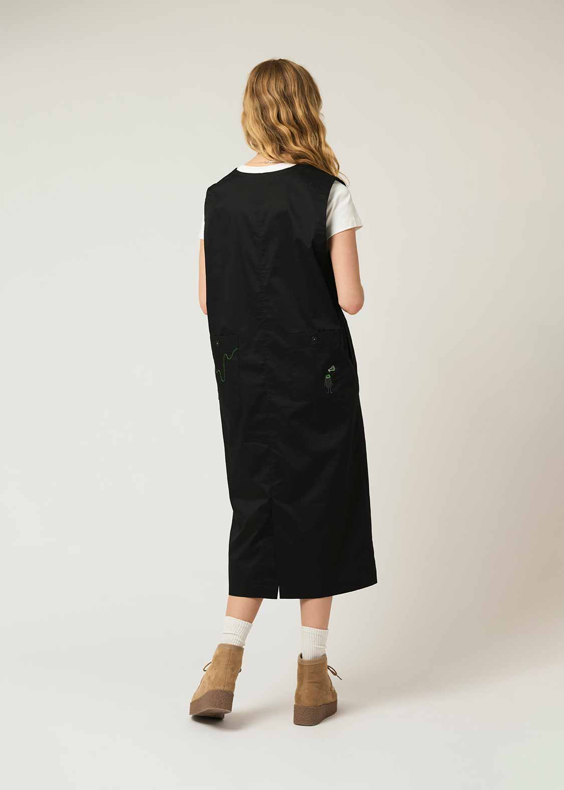 V Neck Jumper Skirt  (Beautiful Shadow Creature)