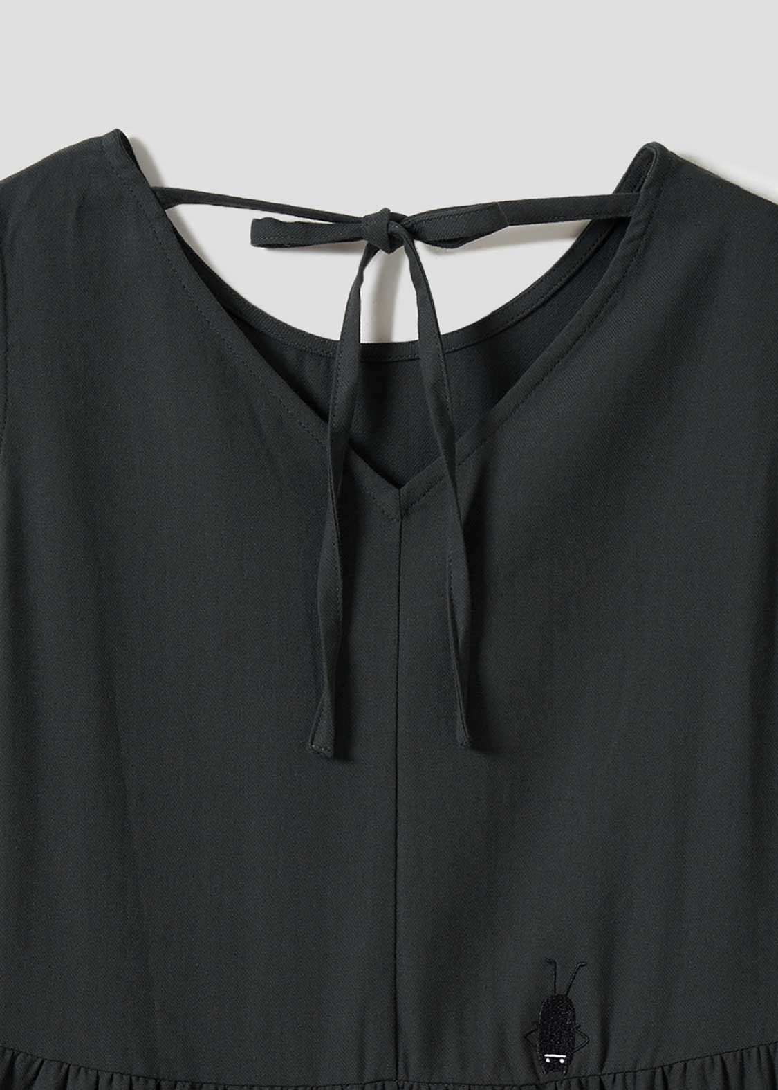 Tiered Sleeveless One-Piece (Beautiful Shadow Creature)