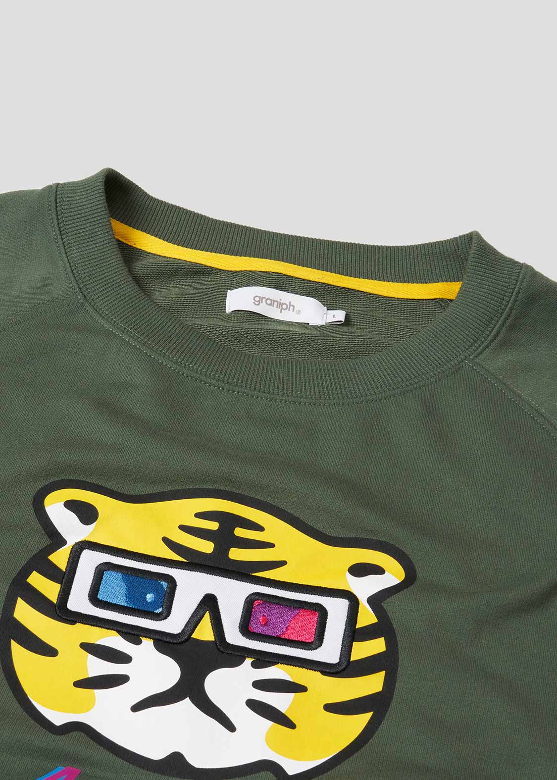 Cropped Raglan Short Sleeve Sweat (awesome tiger 3D glasses)