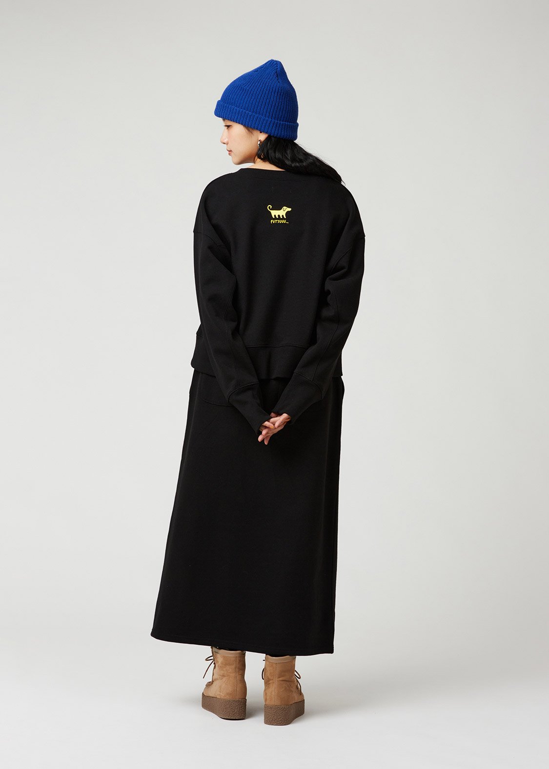 Heavyweight Cropped Sweat (Nagasugiru Inu)