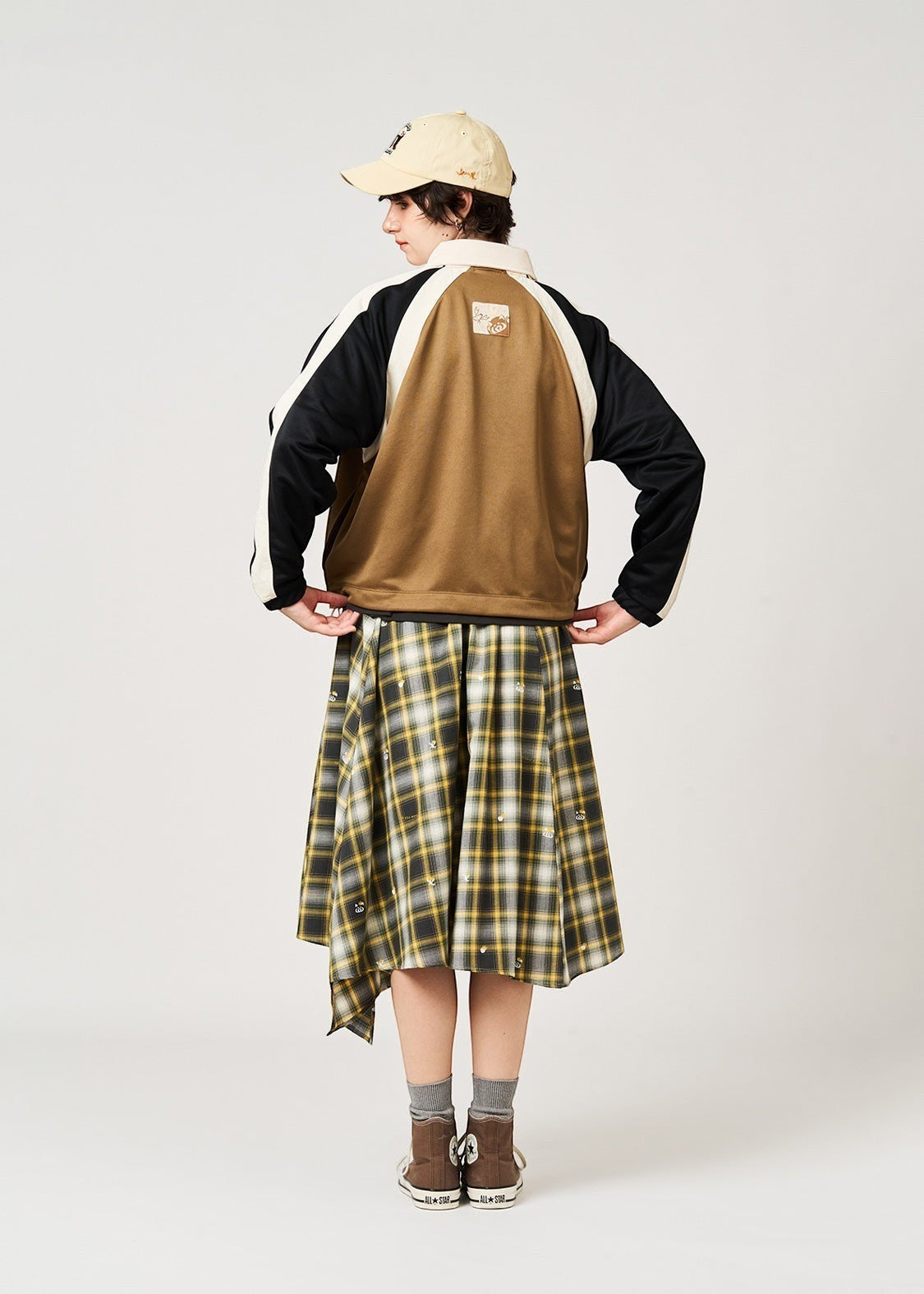 Ikaku Royal | Collared Cardigan