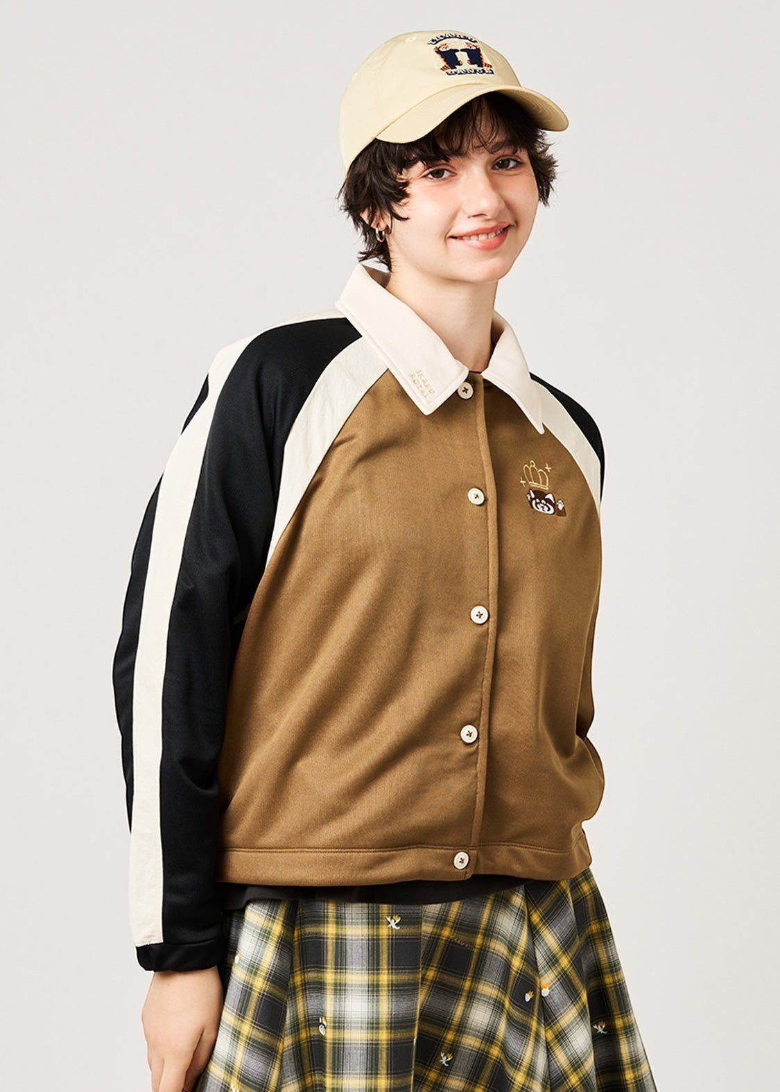 Ikaku Royal | Collared Cardigan