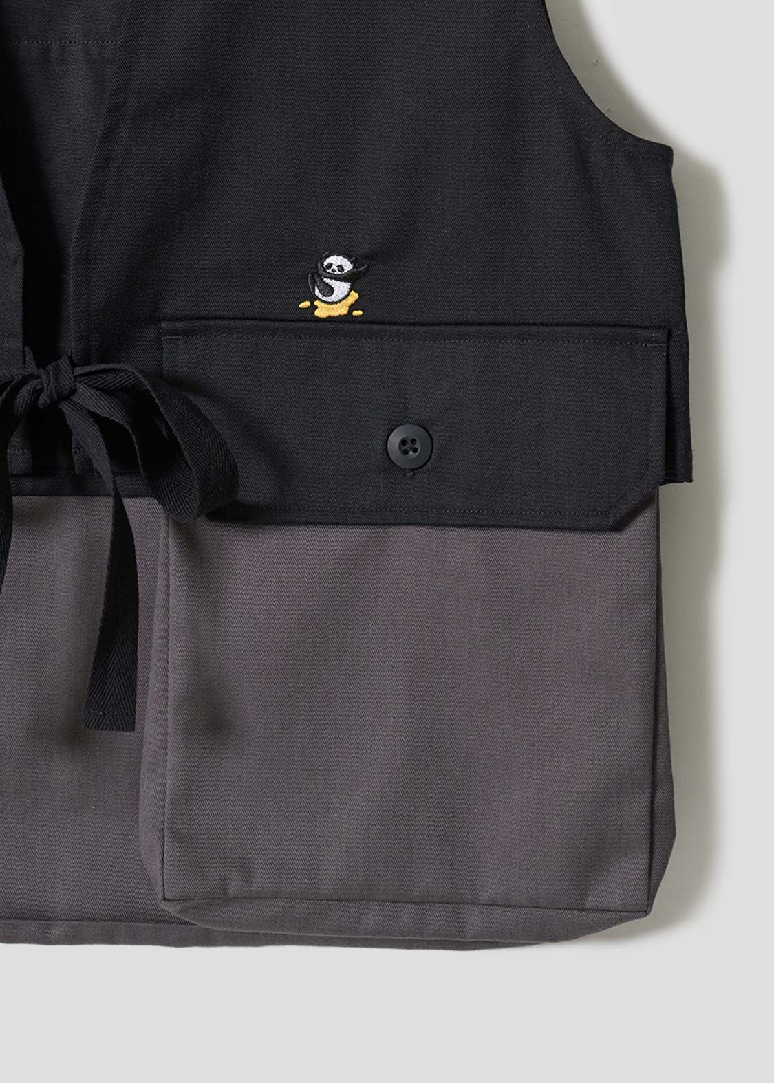 Rolling Pandas Painting | Big Pocket Vest
