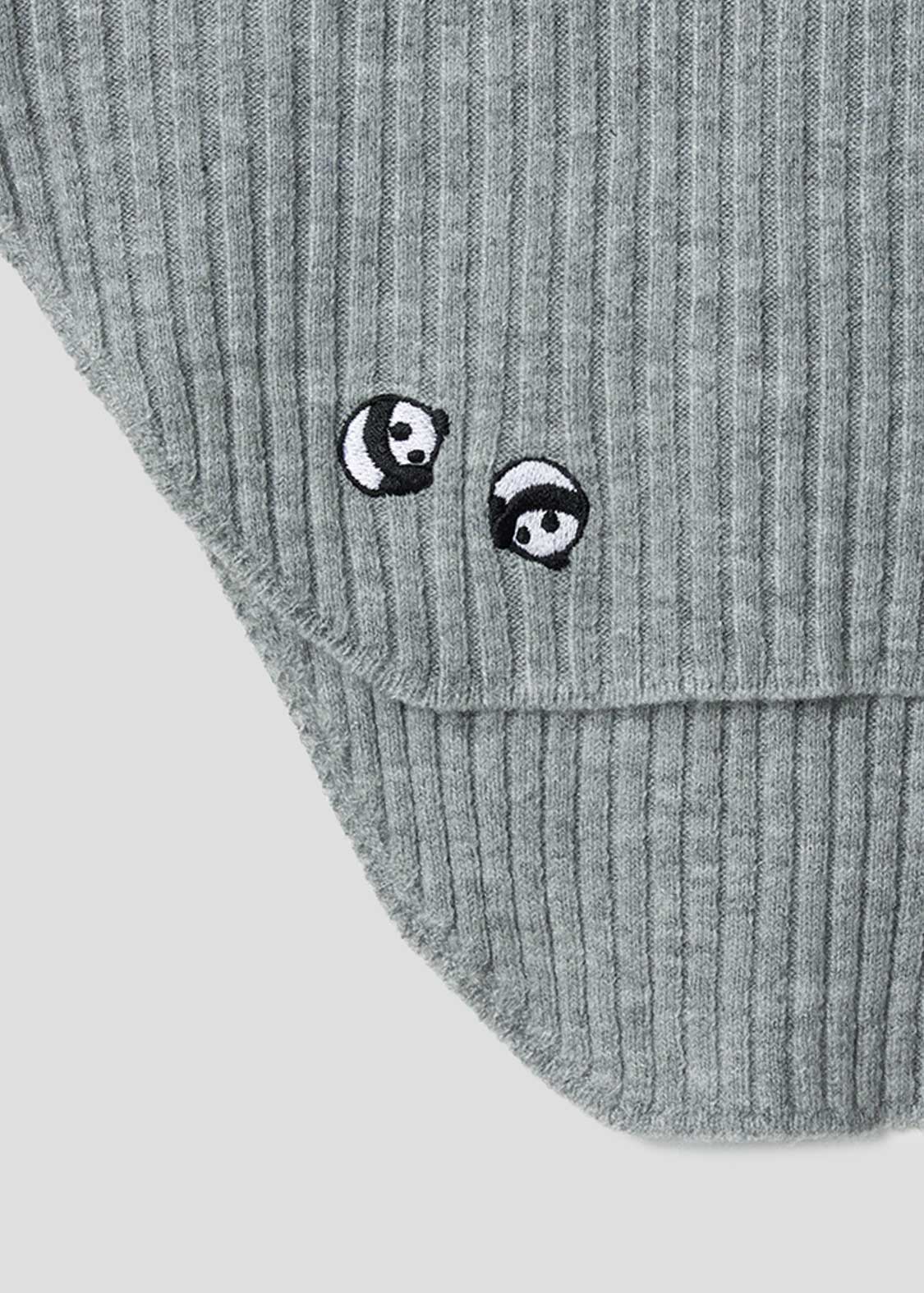 Rolling Pandas Pennant | Thumbhole Knit