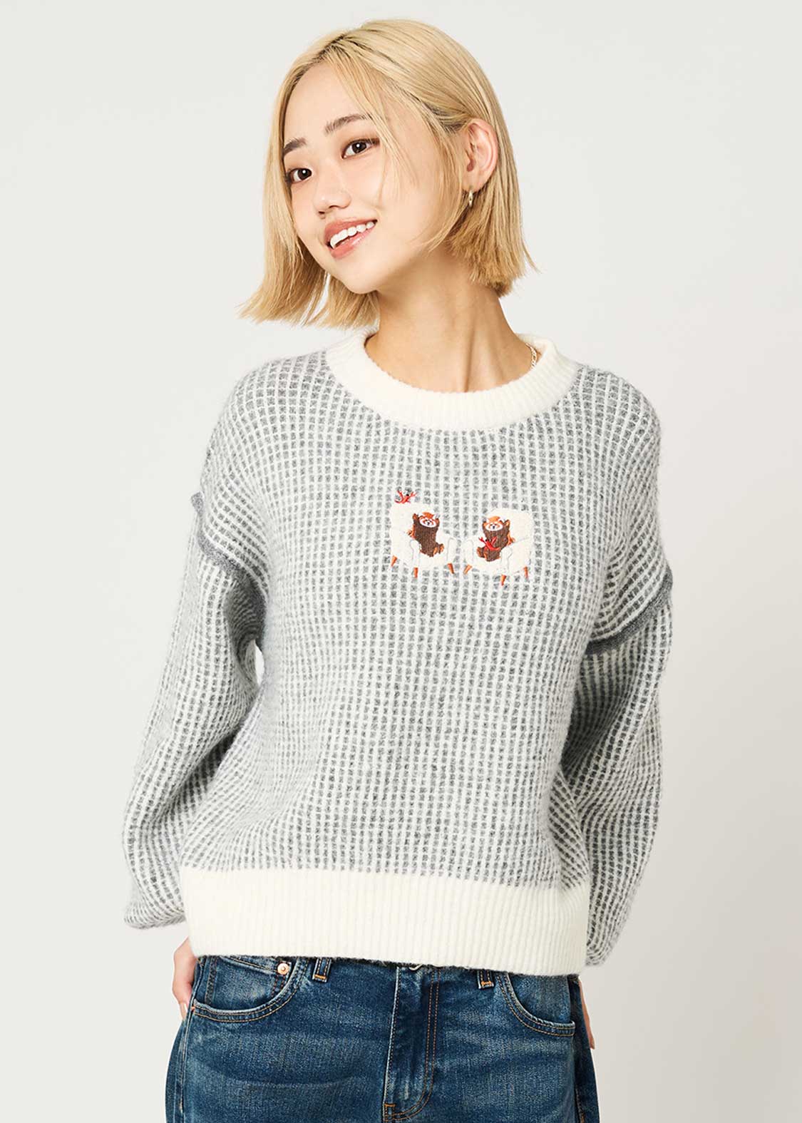 Ikaku Suwari | Crew Neck Knit
