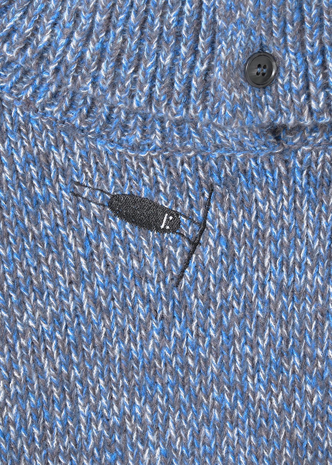 Beautiful Shadow Zoom | High-Neck Knit