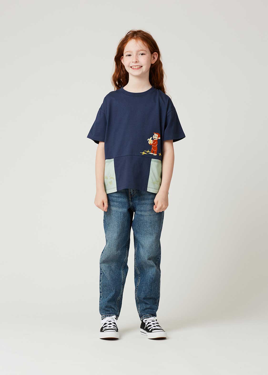 Curious George Side Mesh Pocket Big Short Sleeve Tee (Curious George_Banana) - Kids