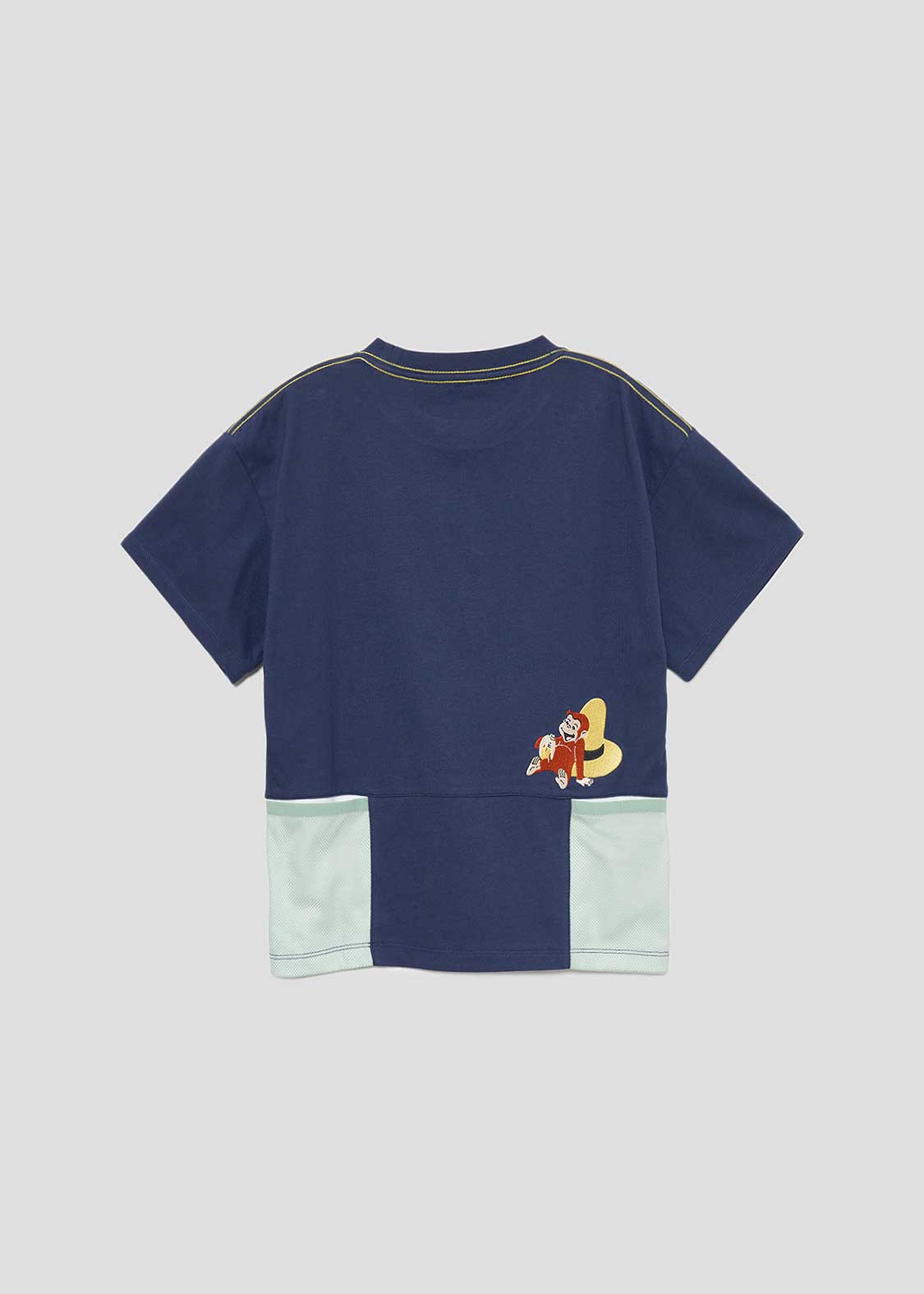 Curious George Side Mesh Pocket Big Short Sleeve Tee (Curious George_Banana) - Kids