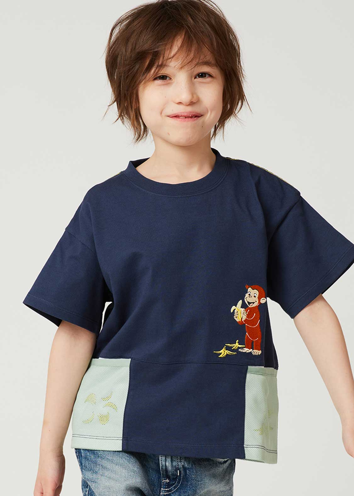 Curious George Side Mesh Pocket Big Short Sleeve Tee (Curious George_Banana) - Kids