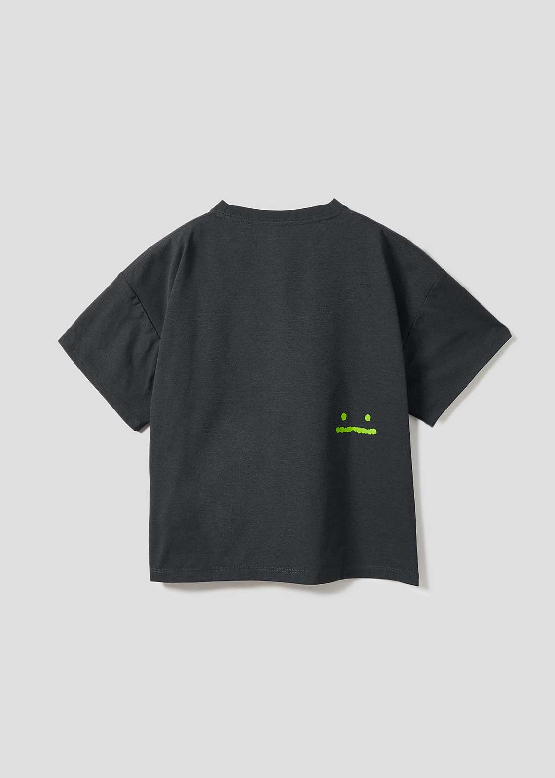 Big Pocket Big Silhouette Dry Short Sleeve Tee (Beautiful Shadow Creature) - Kids