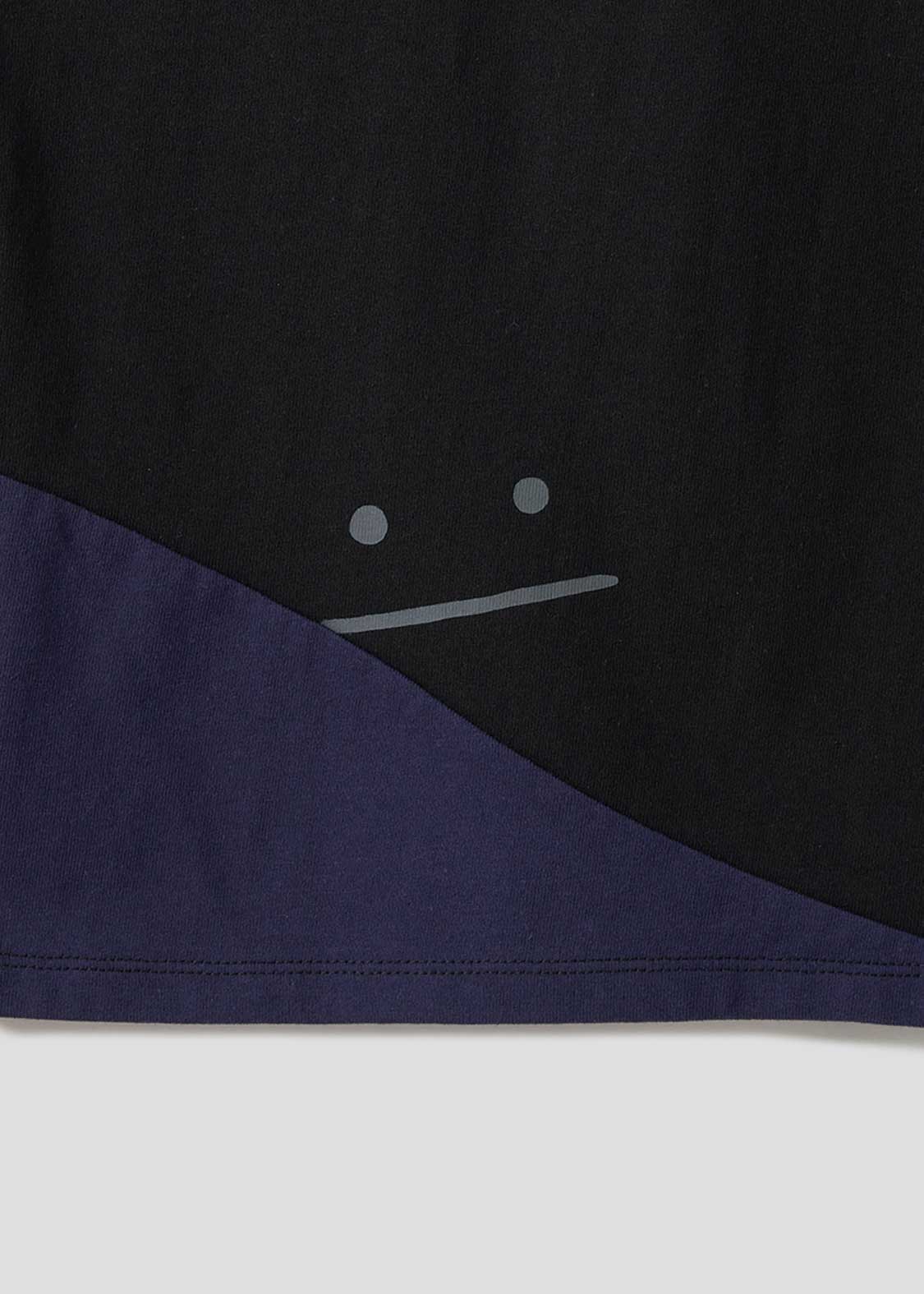 Beautiful Shadow March | Seaside Switching Big Silhouette Kids T-Shirt