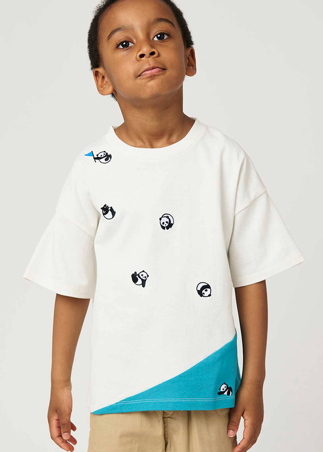 Rolling Pandas | Seaside Switching Big Silhouette Kids T-Shirt
