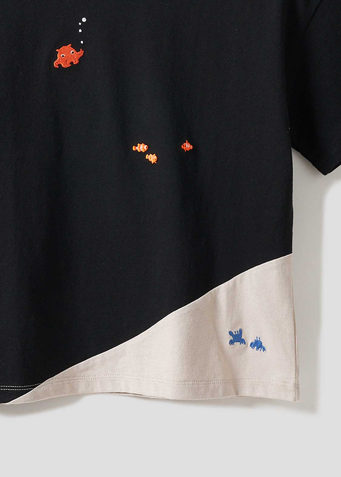 Sea Side Switching Big Silhouette Short Sleeve Tee (Mendaco and Sea Friends) - Kids