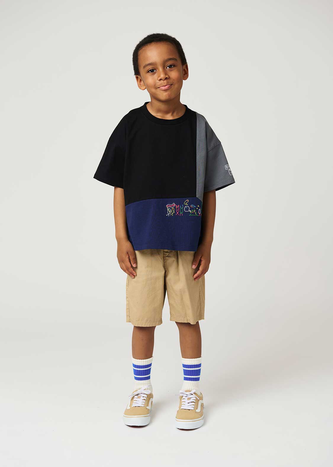 Beautiful Shadow March | My Home Switching Big Silhouette Kids T-Shirt