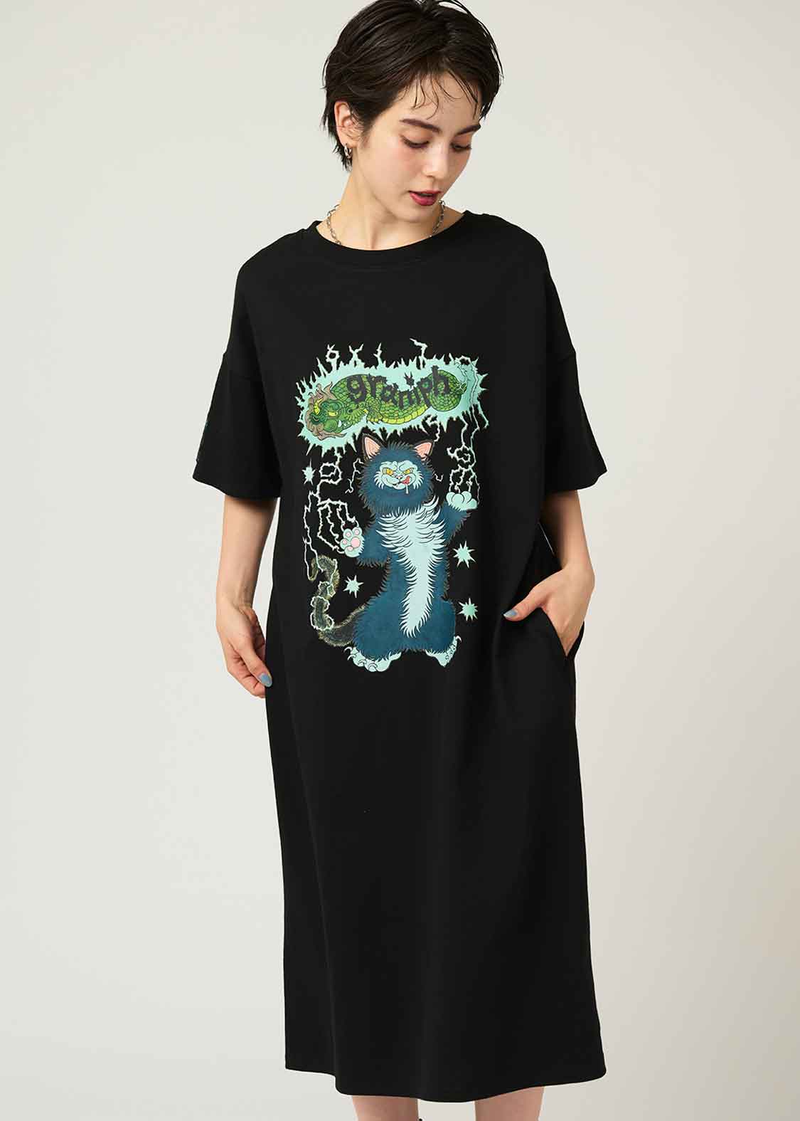 Ayako Ishiguro Harf Sleeve T-shirt One-Piece (Ayako Ishiguro_Thunder Dragon Cat)