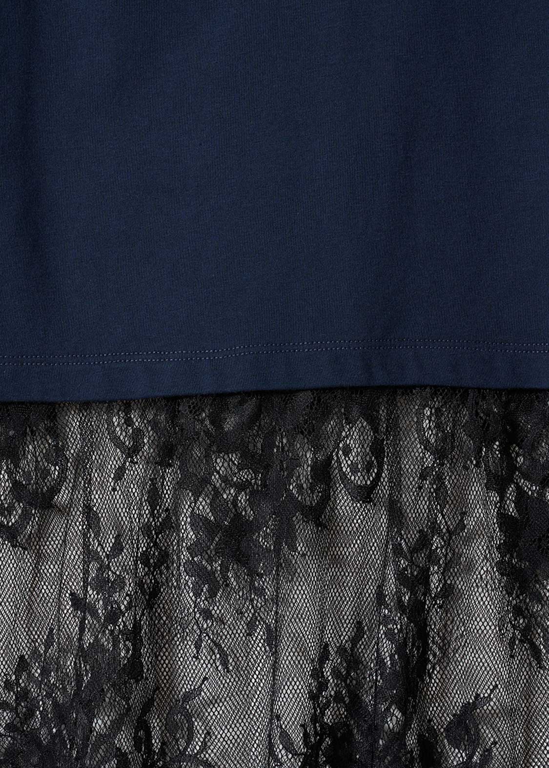 Ikaku Mountain Retreat | Lace T-Shirt Dress