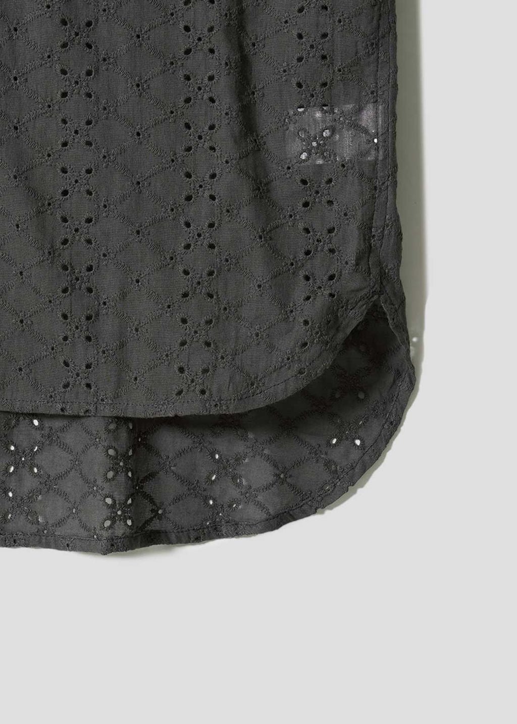Nagasugiru Inu Meets Hot Dog | Lace Patchwork Shirt