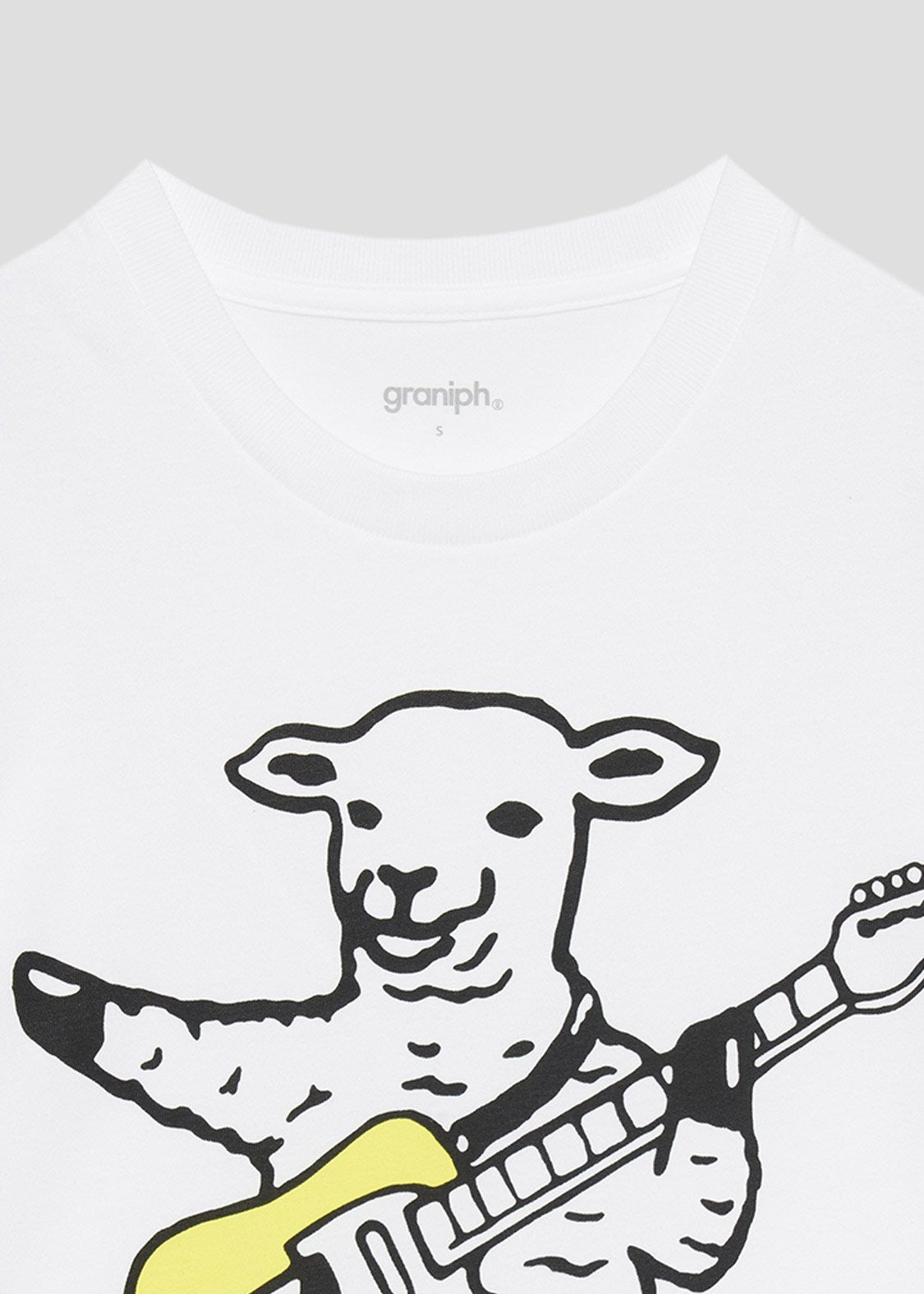 Lamb Chop with Guitar