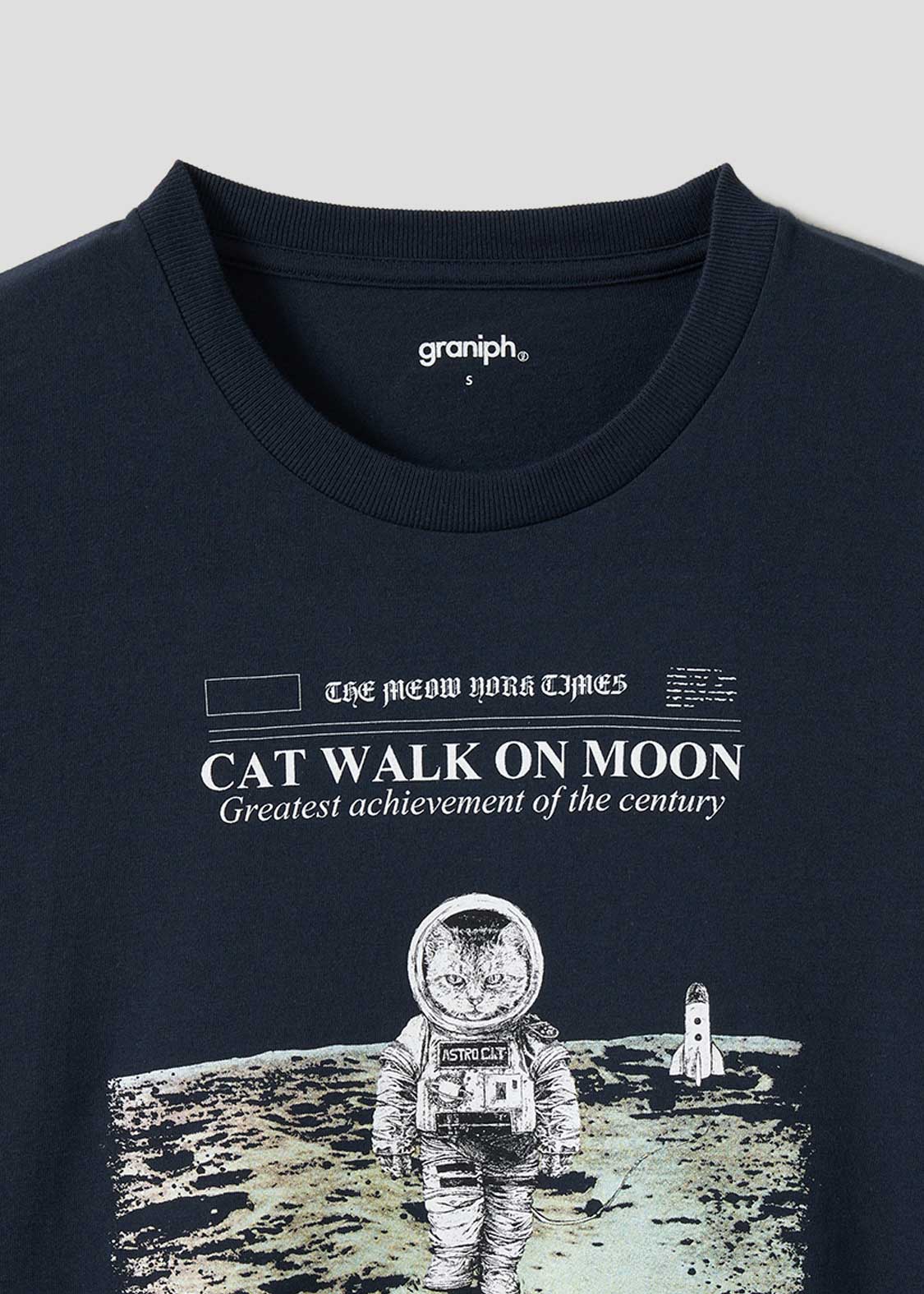 Astro Cat Extra | T-Shirt