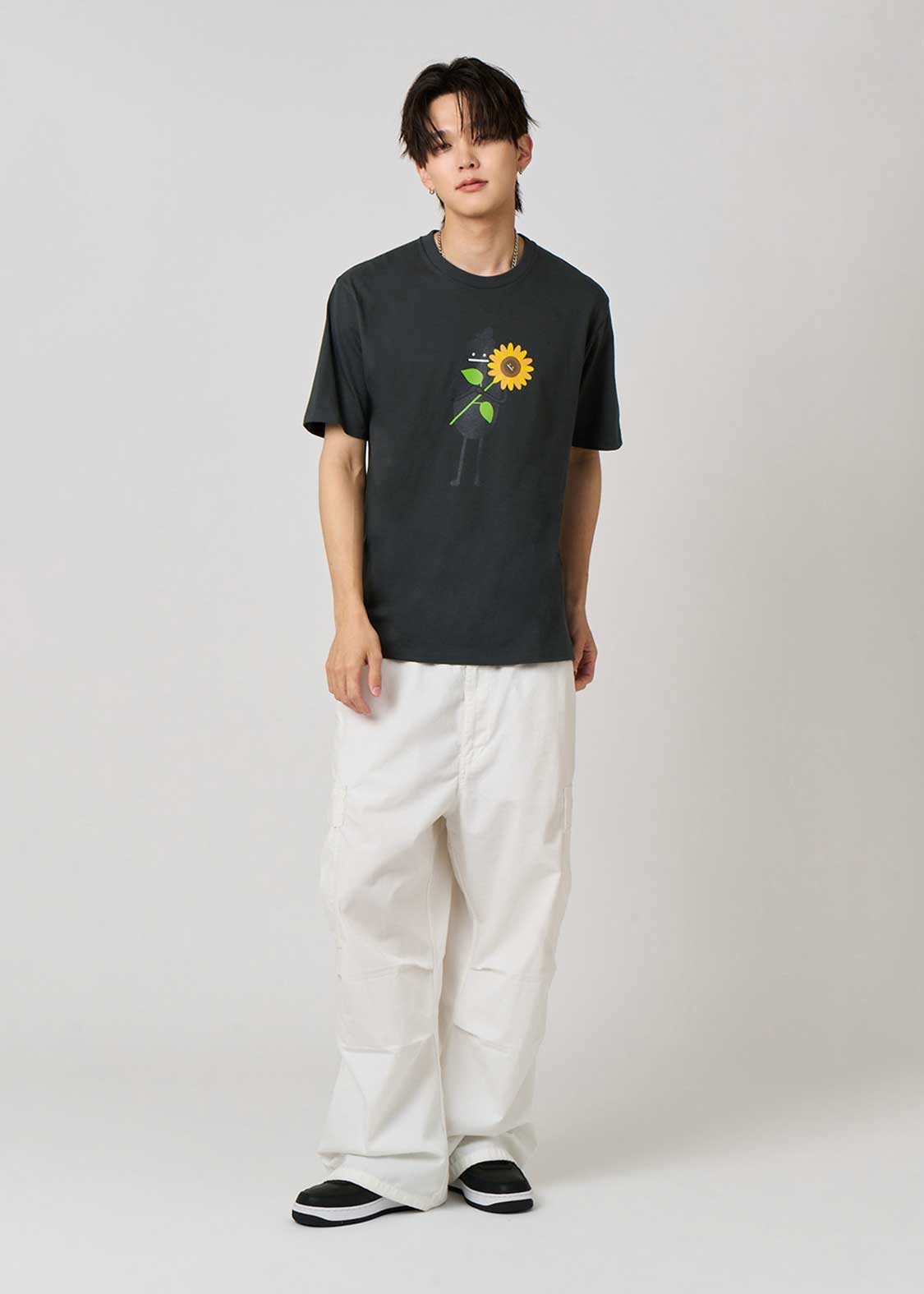 Sunflower Beautiful Shadow Sumikuro | T-Shirts