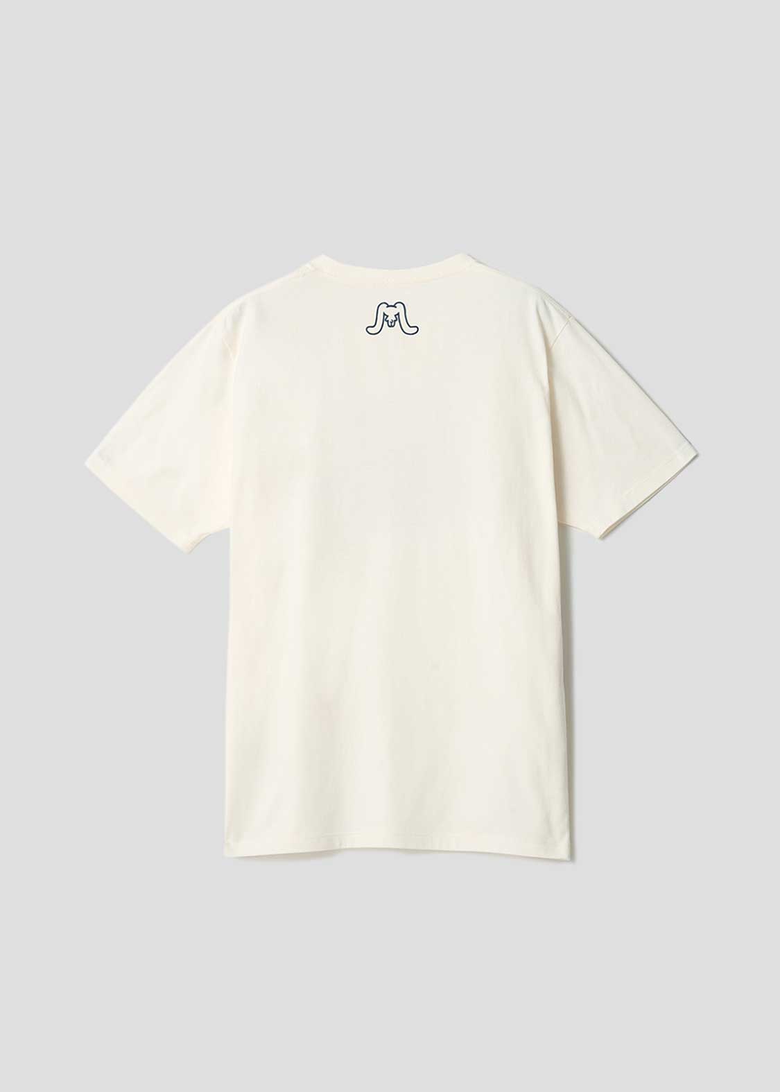 Big Mimi Off White | T-Shirt – Via Artists