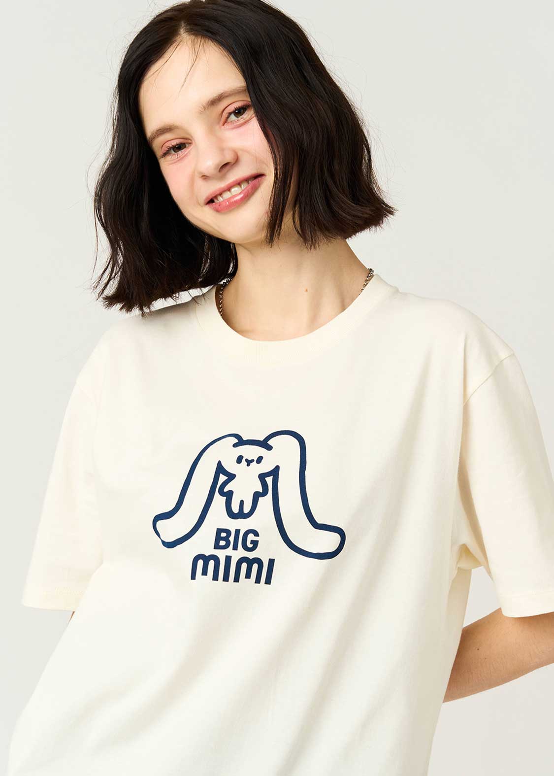 Big Mimi Off White | T-Shirt