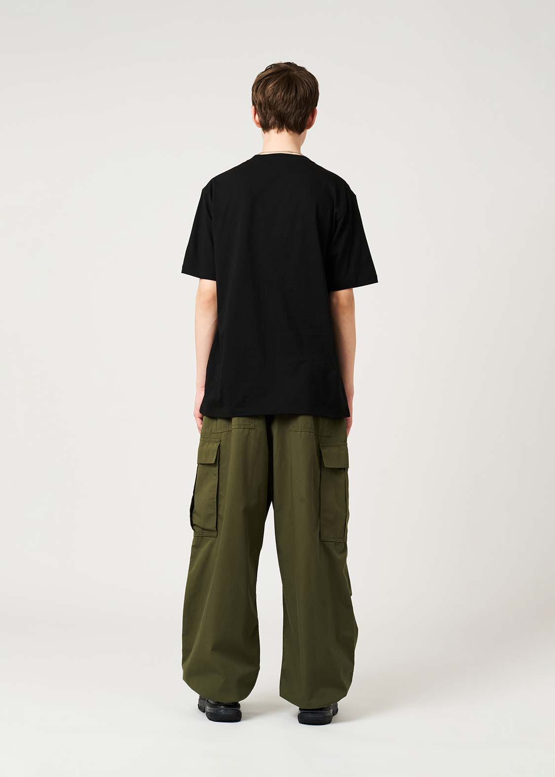 Control Bear Sakura Club Room | T-Shirt