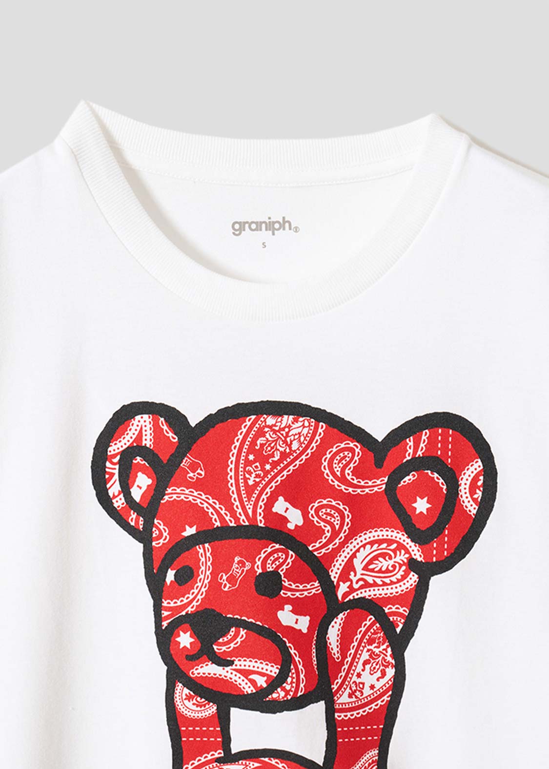 Paisley Control Bear Red | T-Shirt