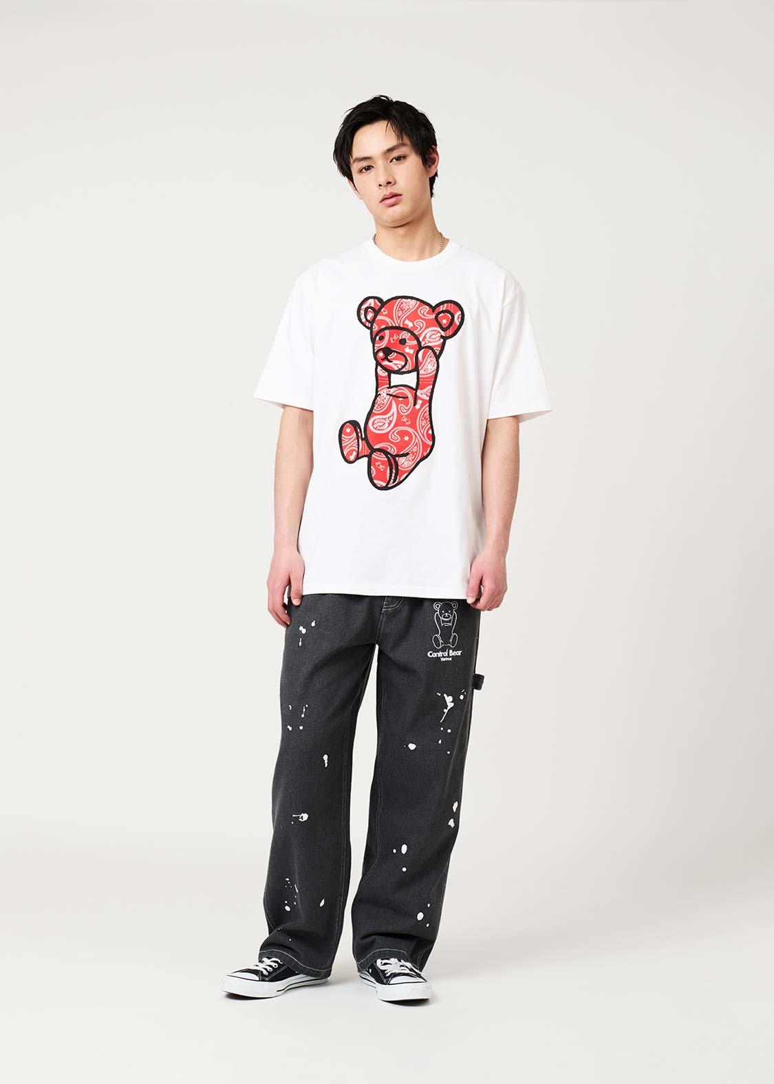 Paisley Control Bear Red | T-Shirt