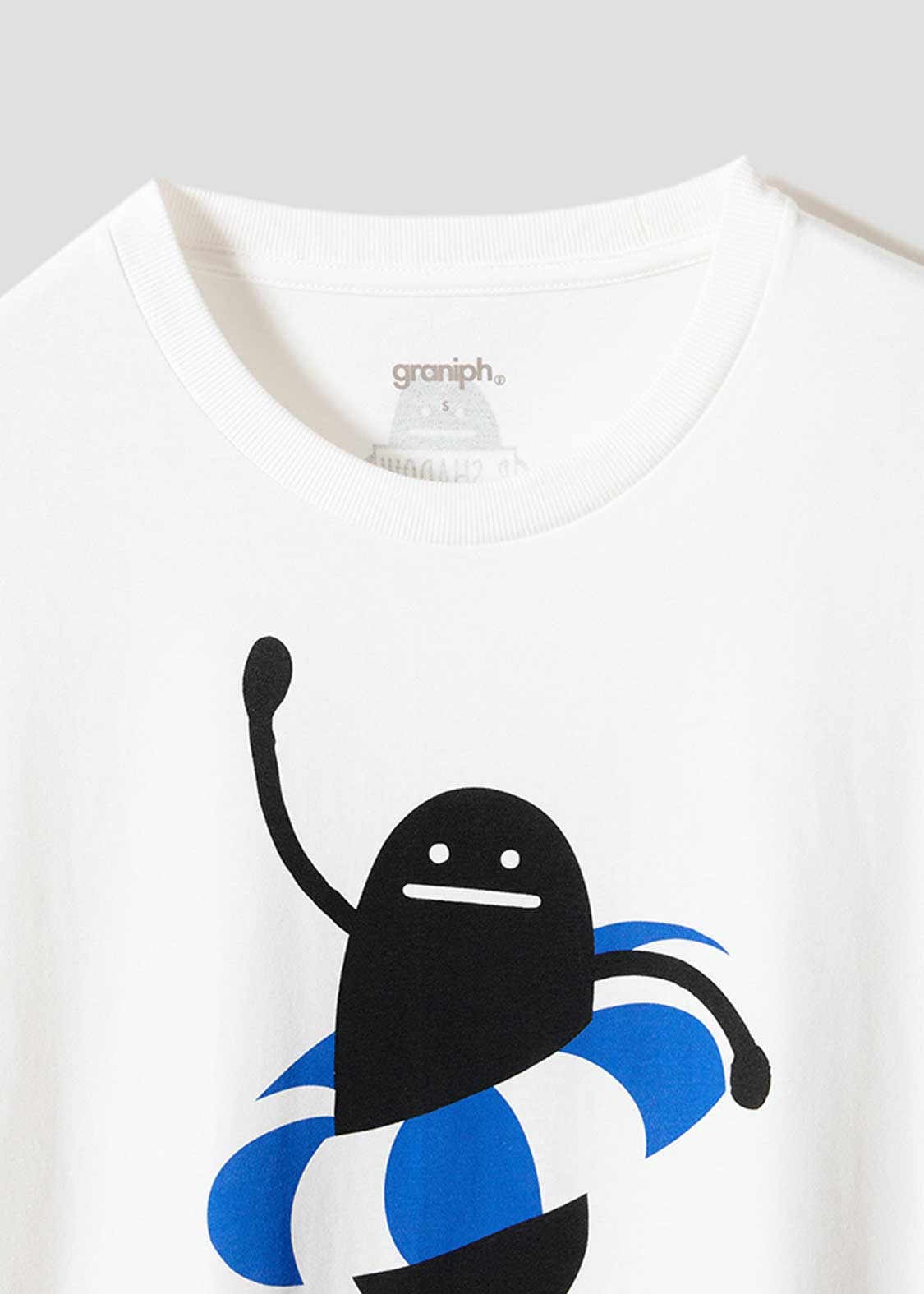 Beautiful Shadow Swim Ring | T-Shirt