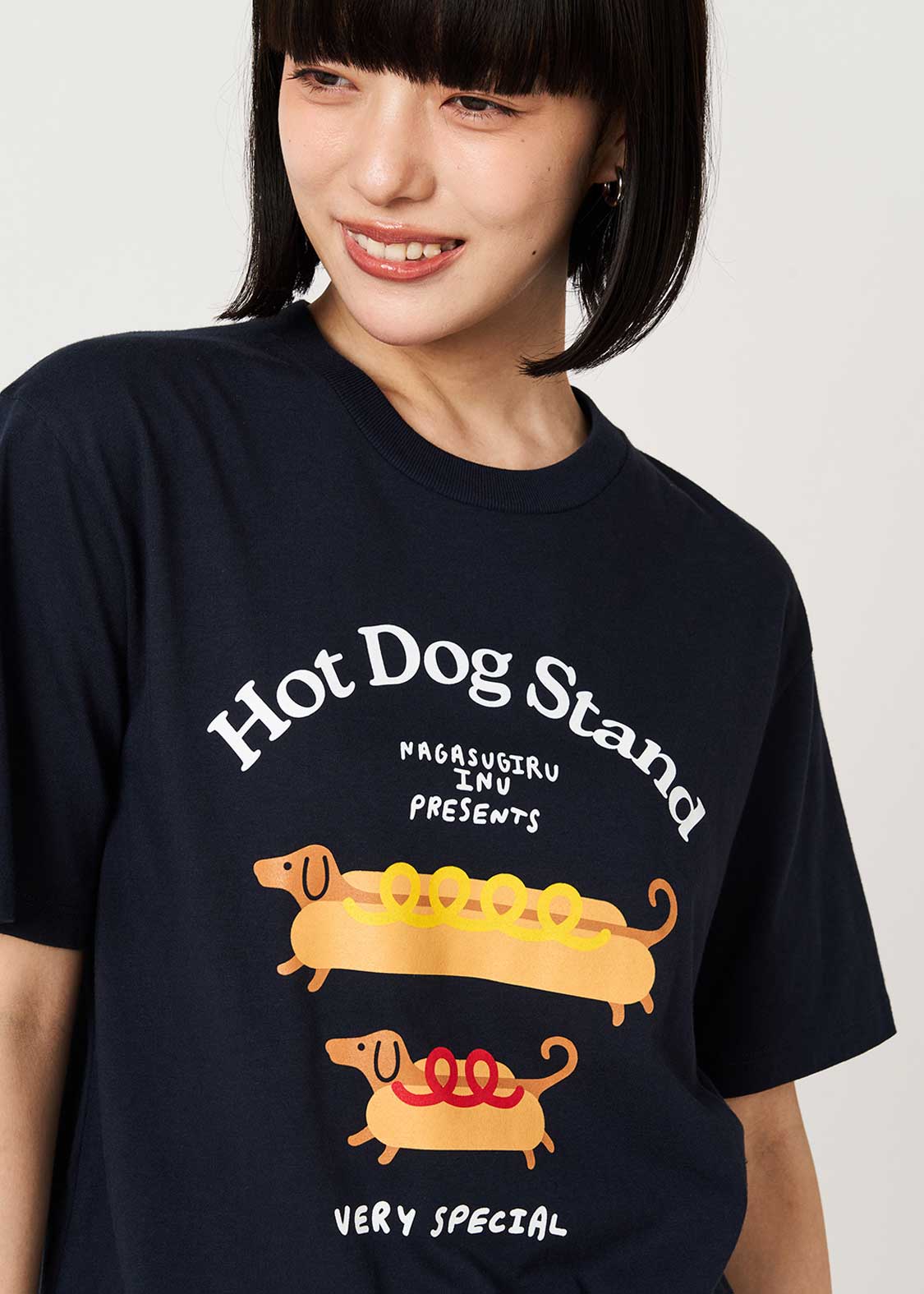 Nagasugiru Inu Meets Hot Dog DRK | T-Shirt