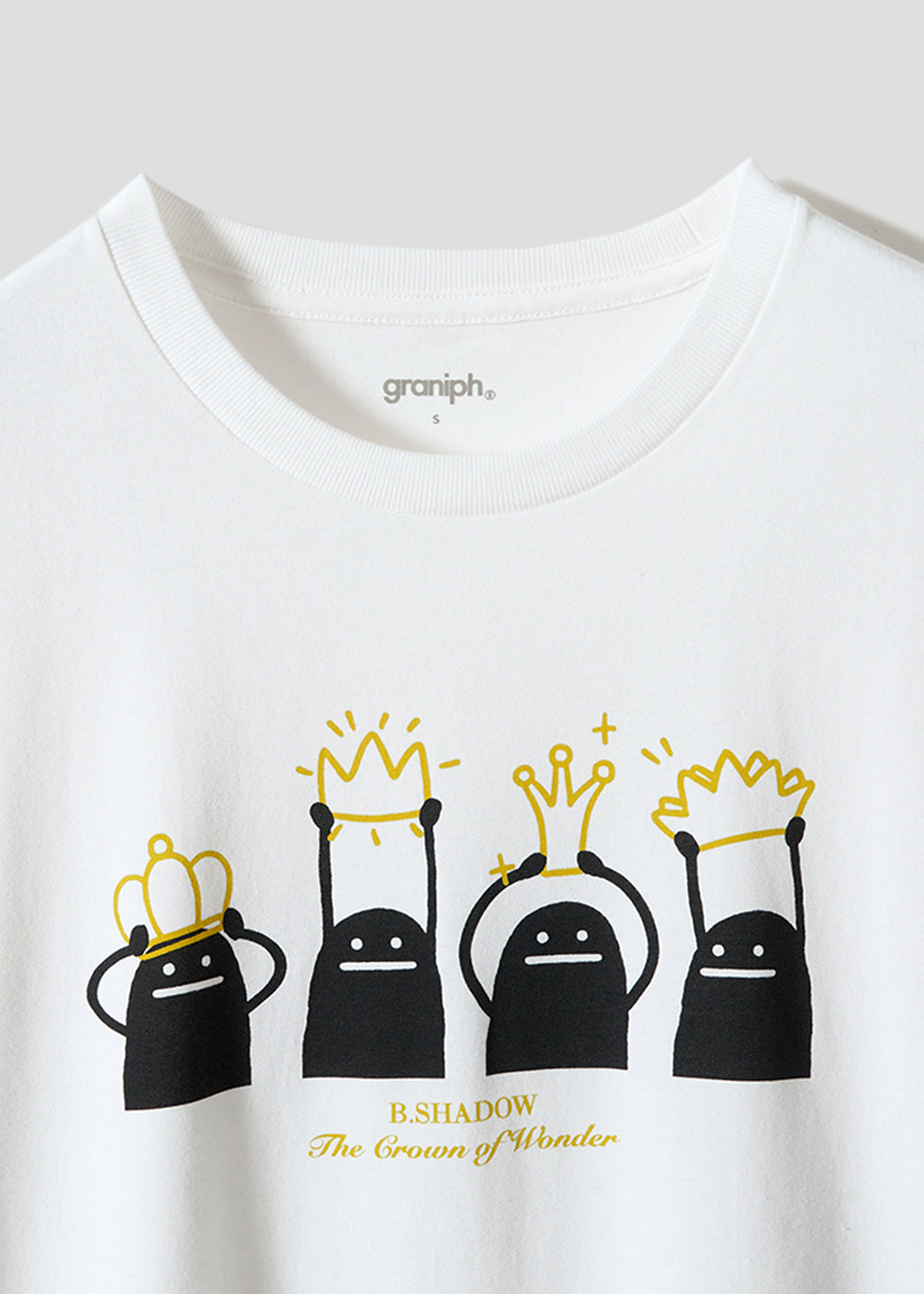 Beautiful Shadow Show Off the Crown | T-Shirt