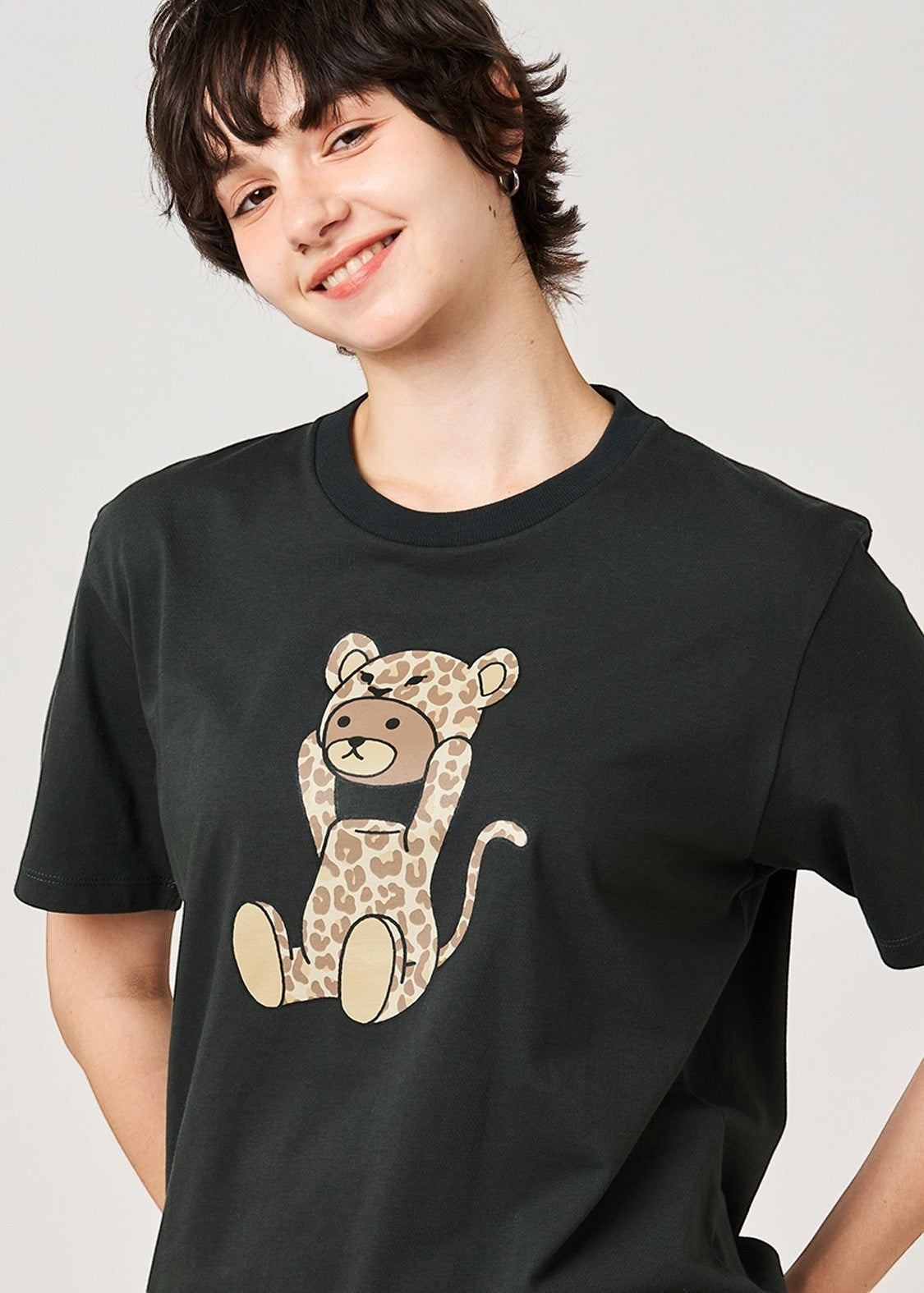 Control Bear Leopard | T-Shirt