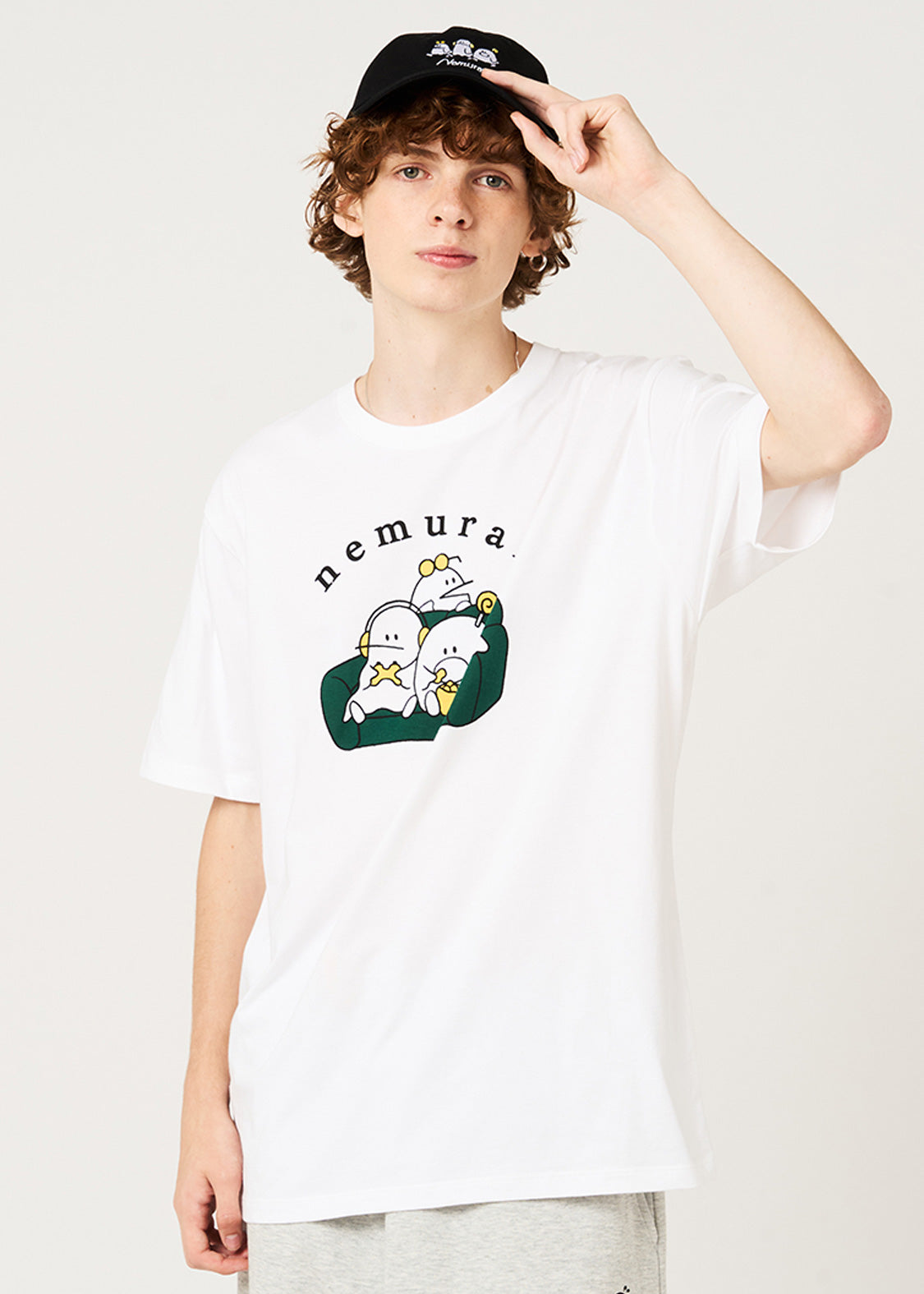 Nemuran On The Sofa | T-Shirt