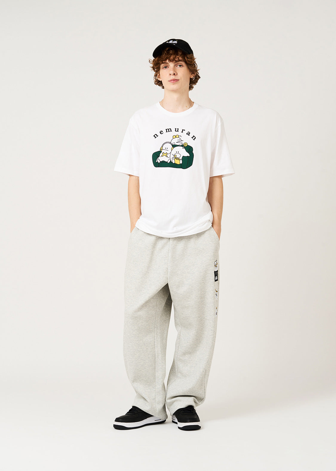 Nemuran On The Sofa | T-Shirt