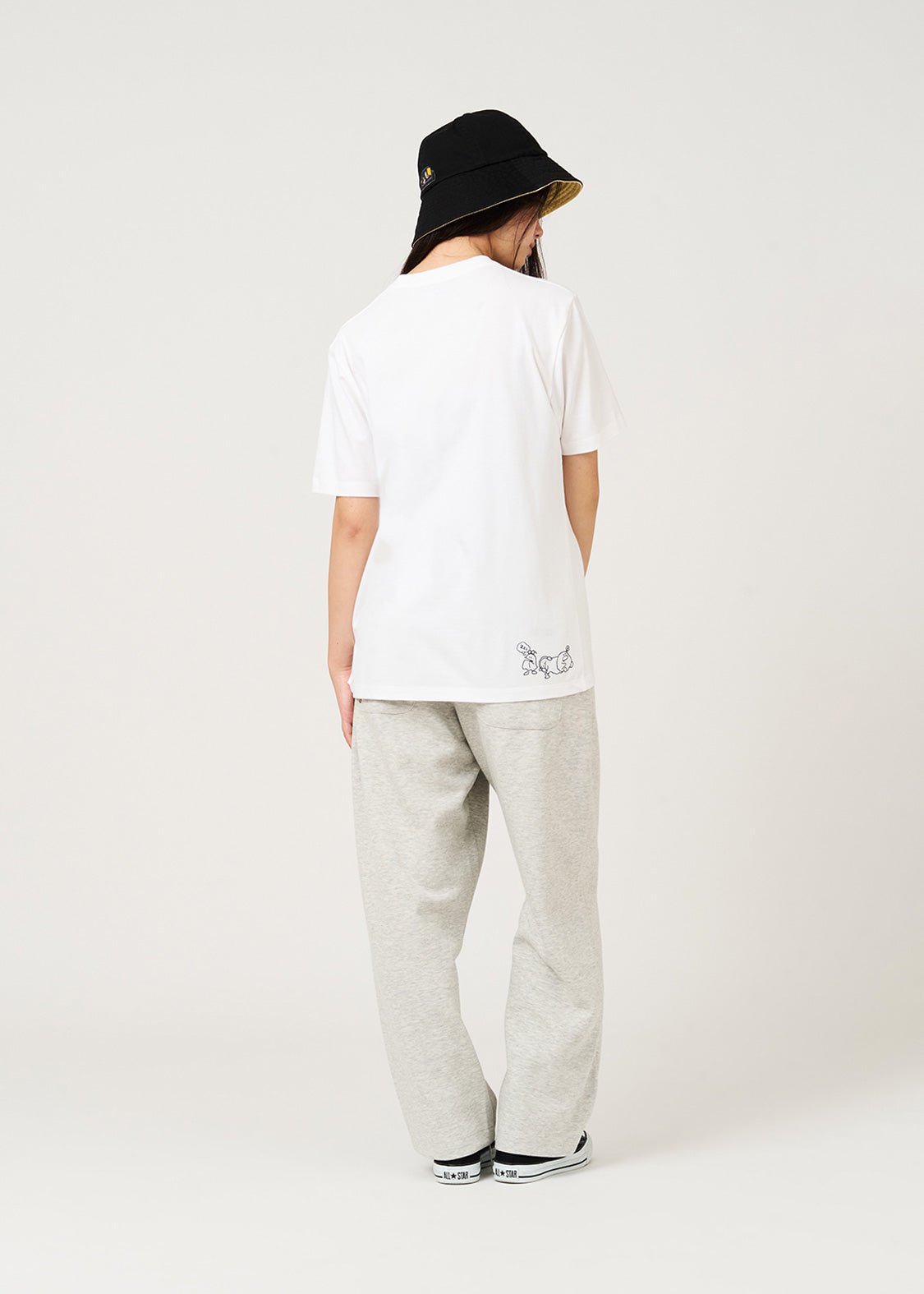 Nemuran On The Sofa | T-Shirt