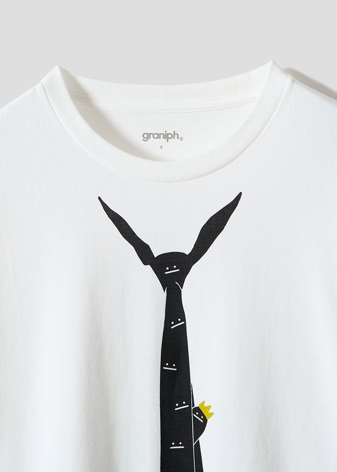 Beautiful Shadow Necktie | T-Shirt
