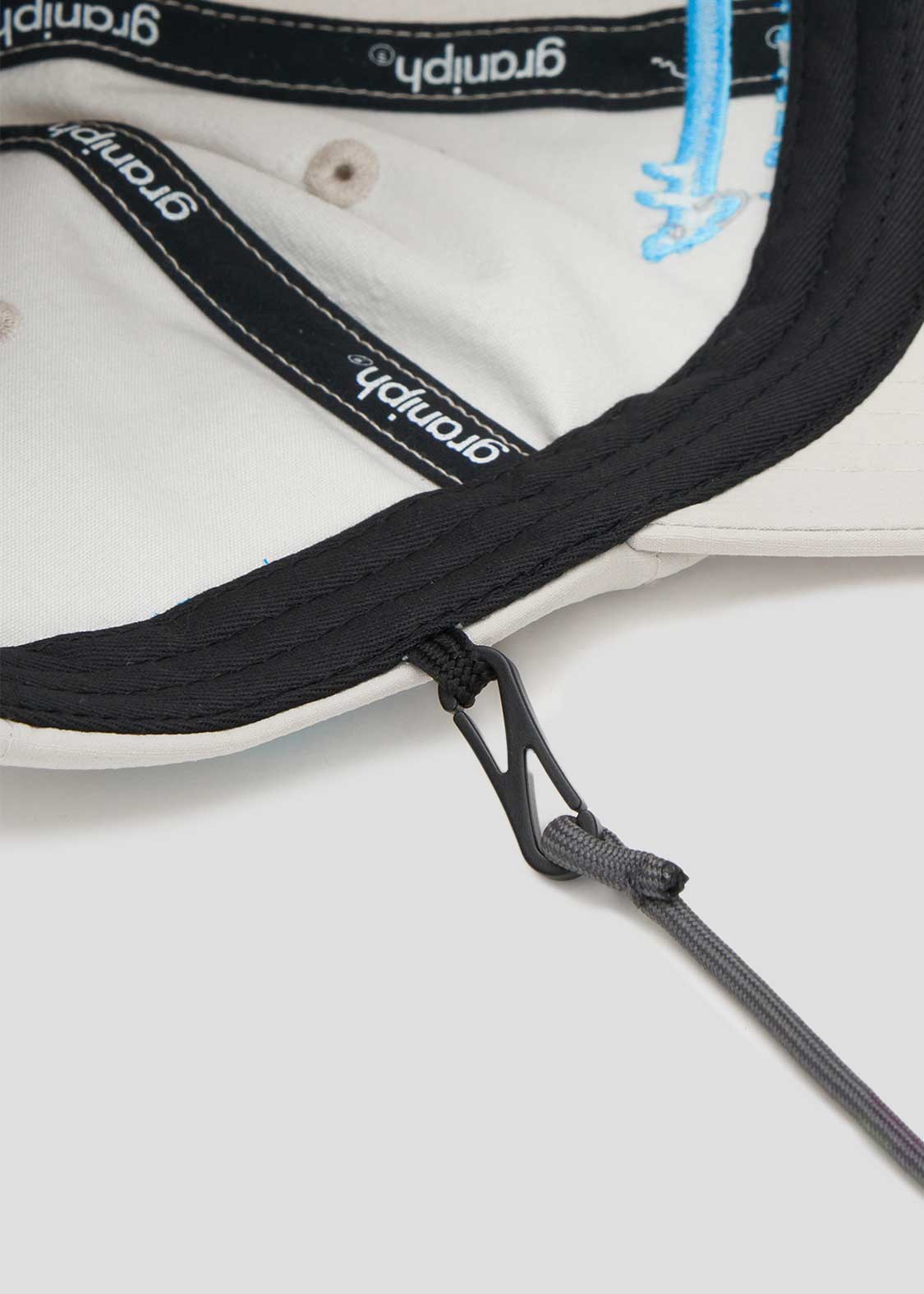 Cap with Strap (Nemusugiru Inu)