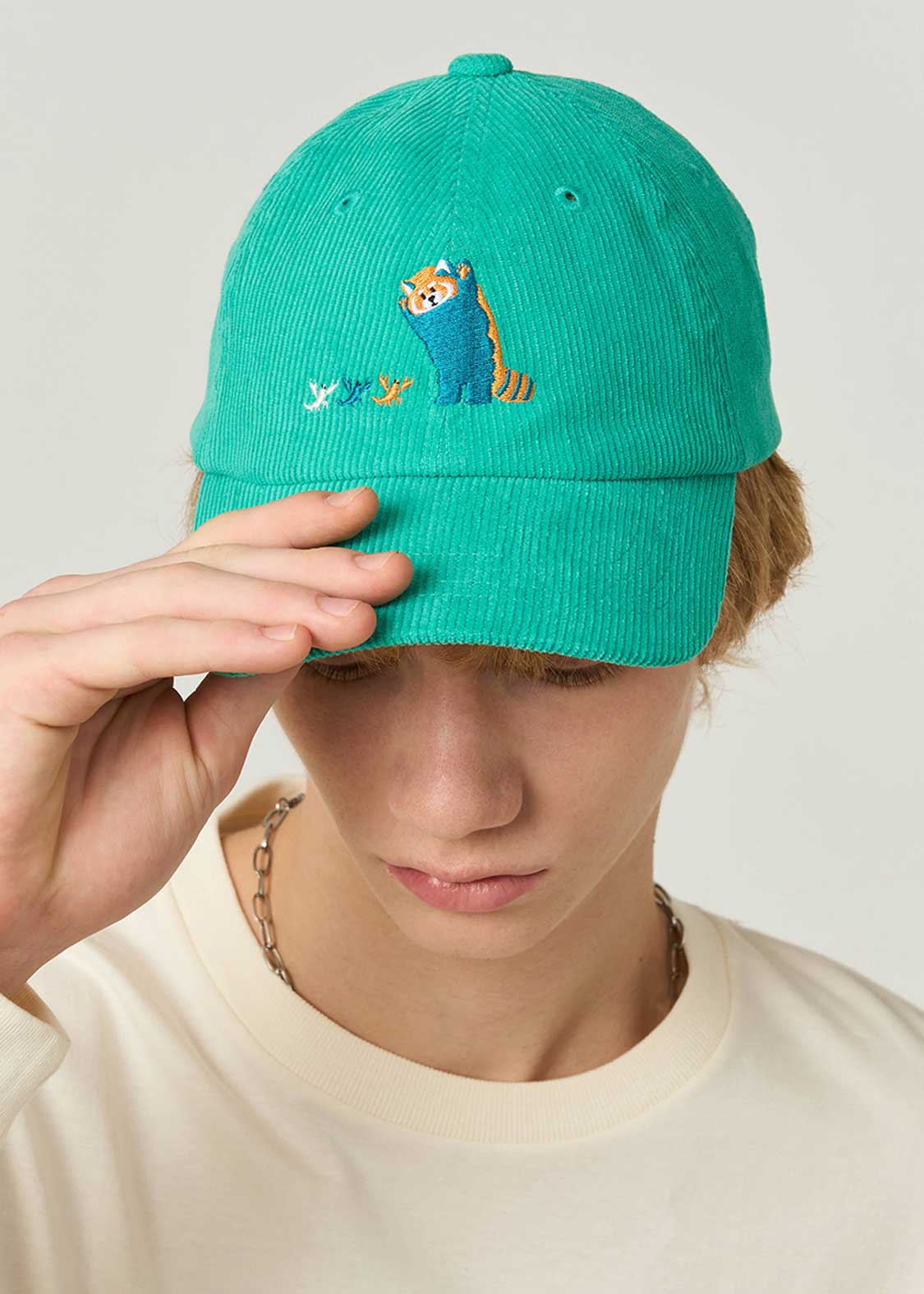 Ikaku Crayfish | Corduroy Cap