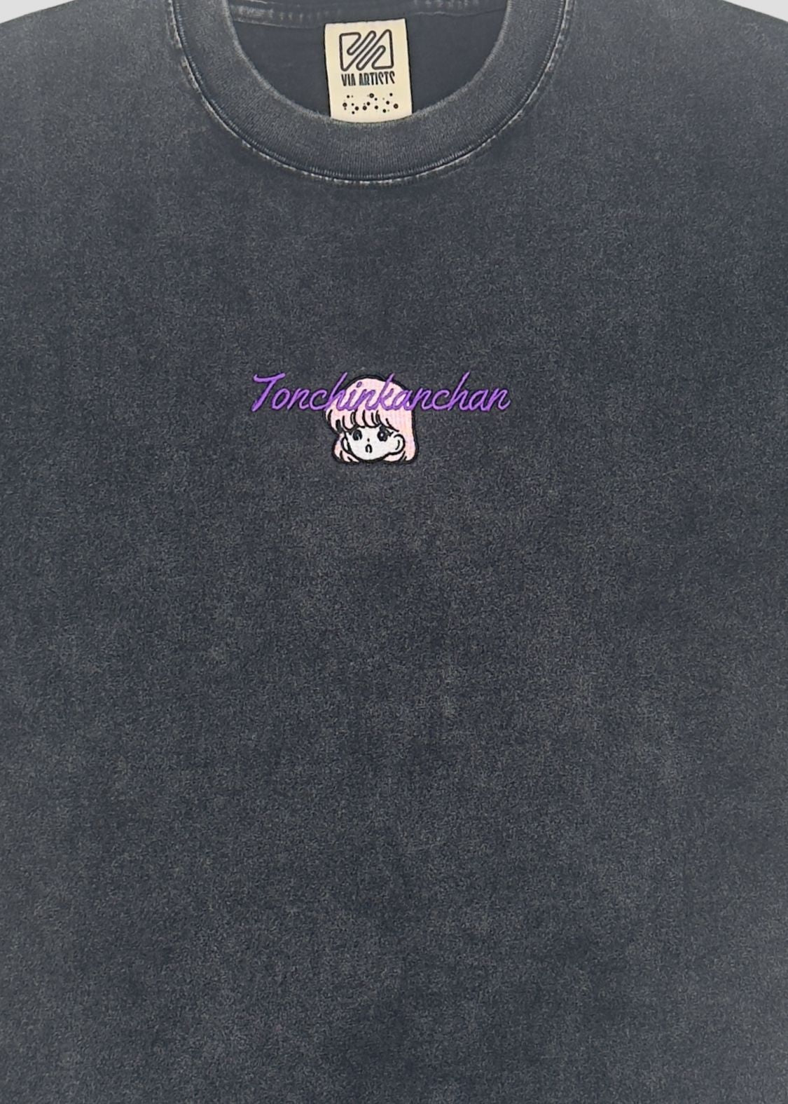 Bob a.k.a Enchan - Sparkle Eyed Girl | Big Silhouette Acid Wash T-Shirt